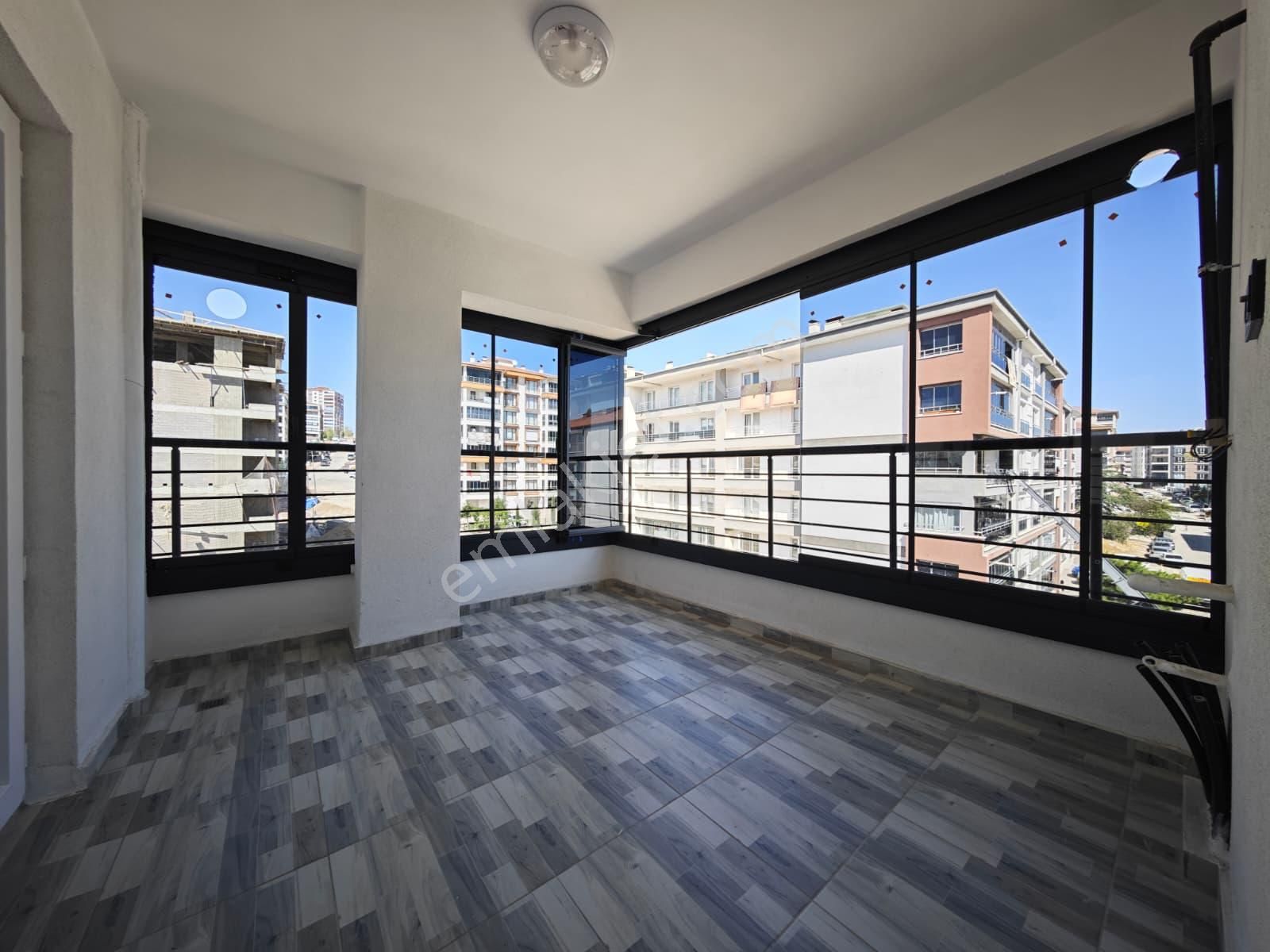 Feridunçelik'te Ultra Lüks Yapılı 3+1 Katta Kiralık Daire !! - Görsel 28