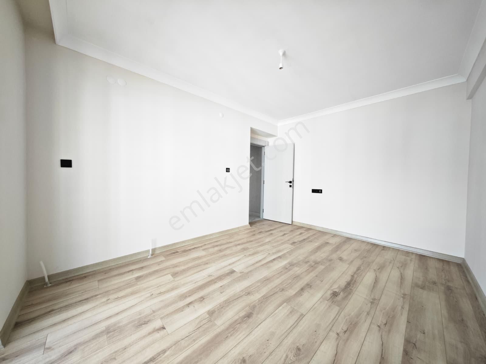 Feridunçelik'te Ultra Lüks Yapılı 3+1 Katta Kiralık Daire !! - Görsel 19