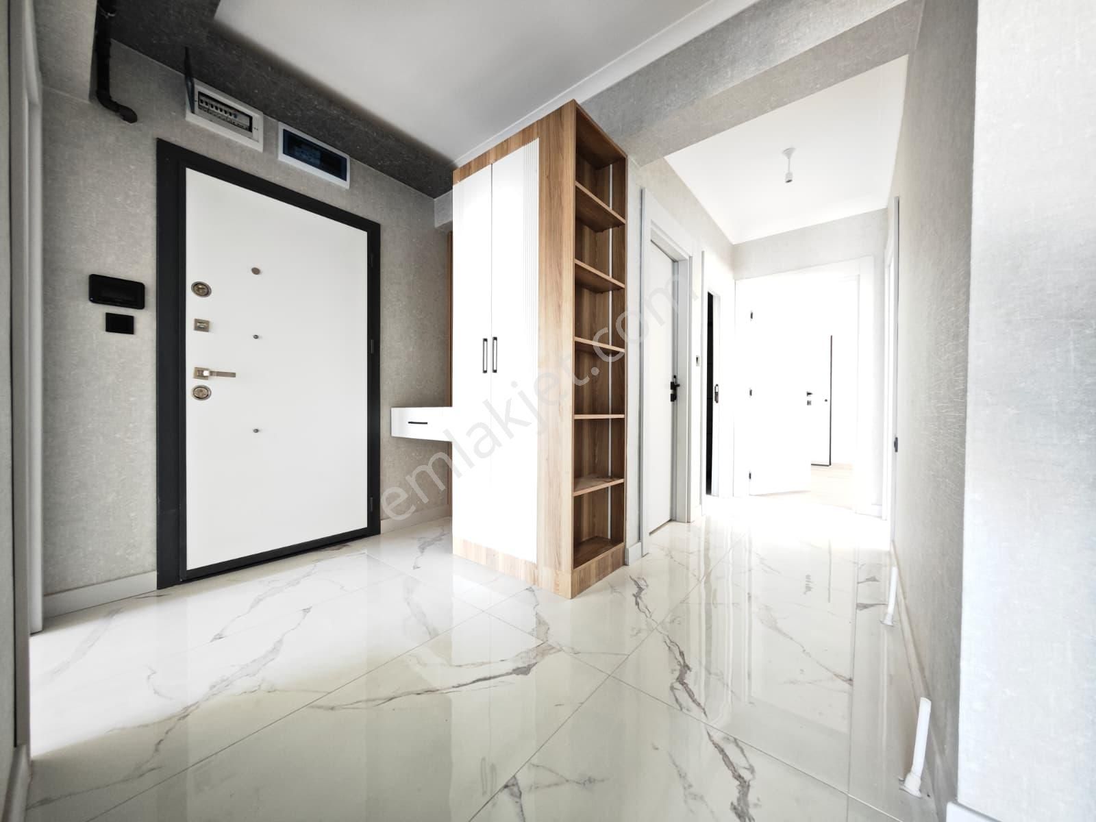 Feridunçelik'te Ultra Lüks Yapılı 3+1 Katta Kiralık Daire !! - Görsel 23