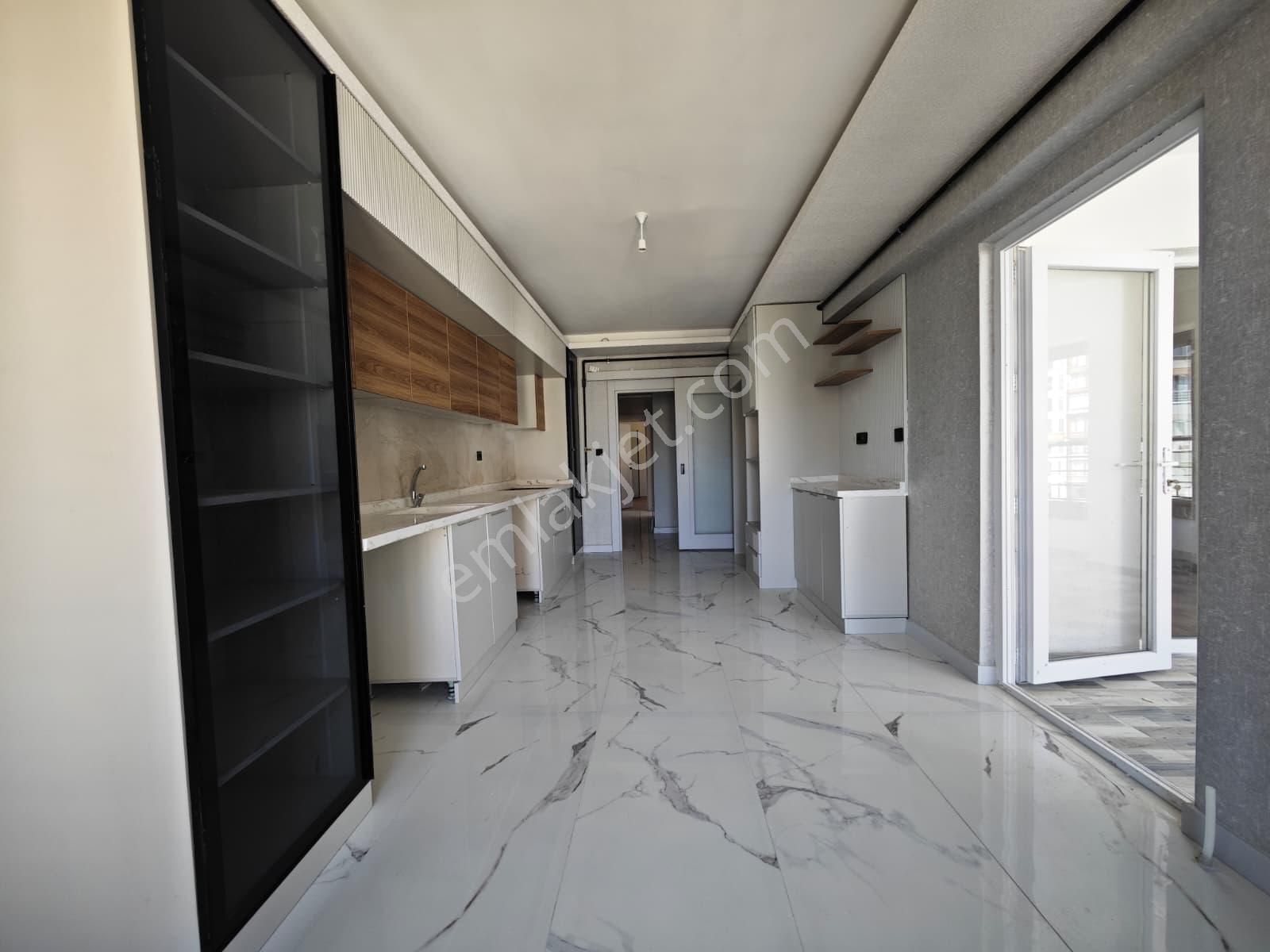 Feridunçelik'te Ultra Lüks Yapılı 3+1 Katta Kiralık Daire !! - Görsel 2