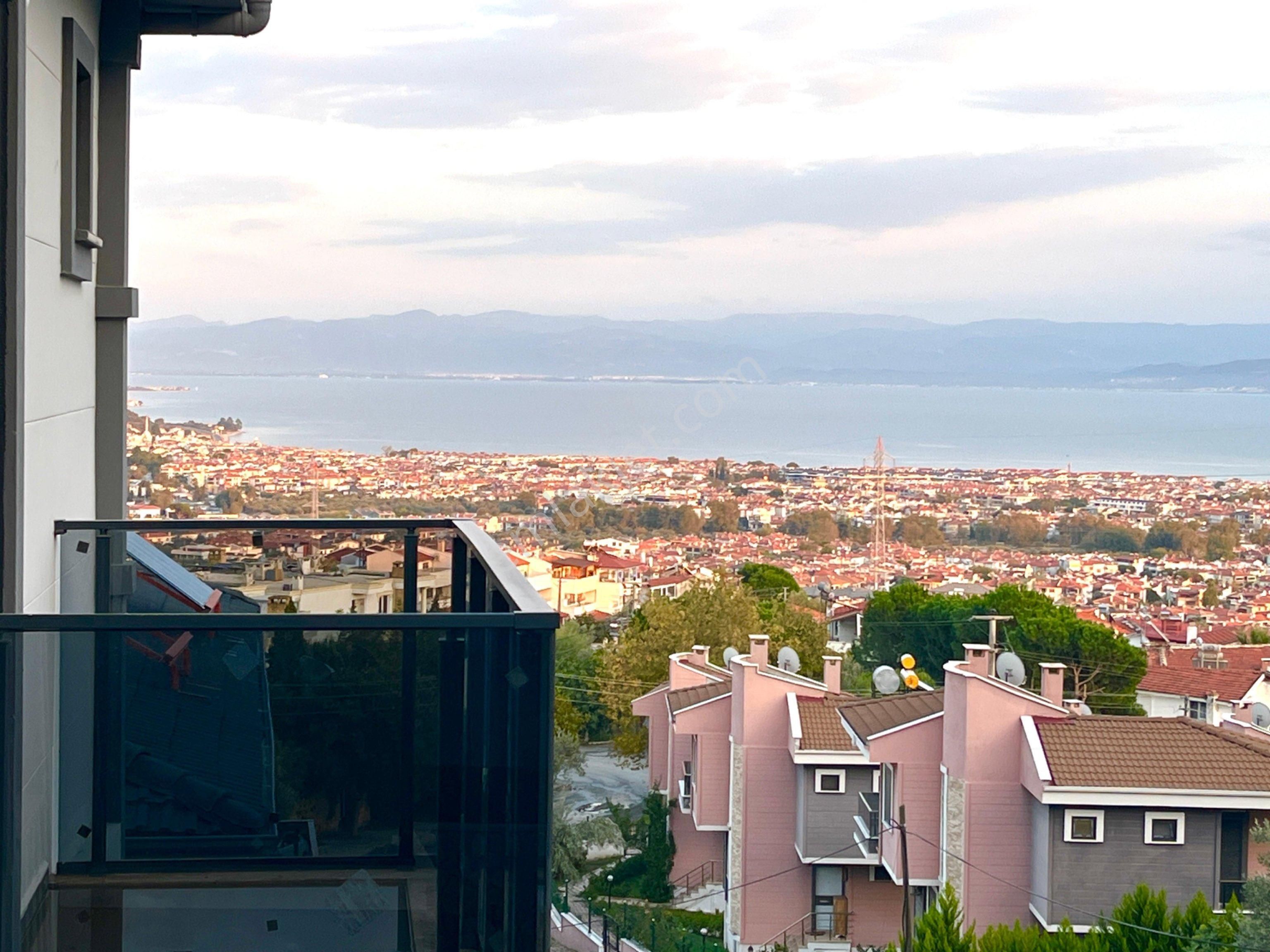 Cadde'den Körfezin İncisi Altınoluk^ta Deniz Manzaralı Villa - Görsel 9