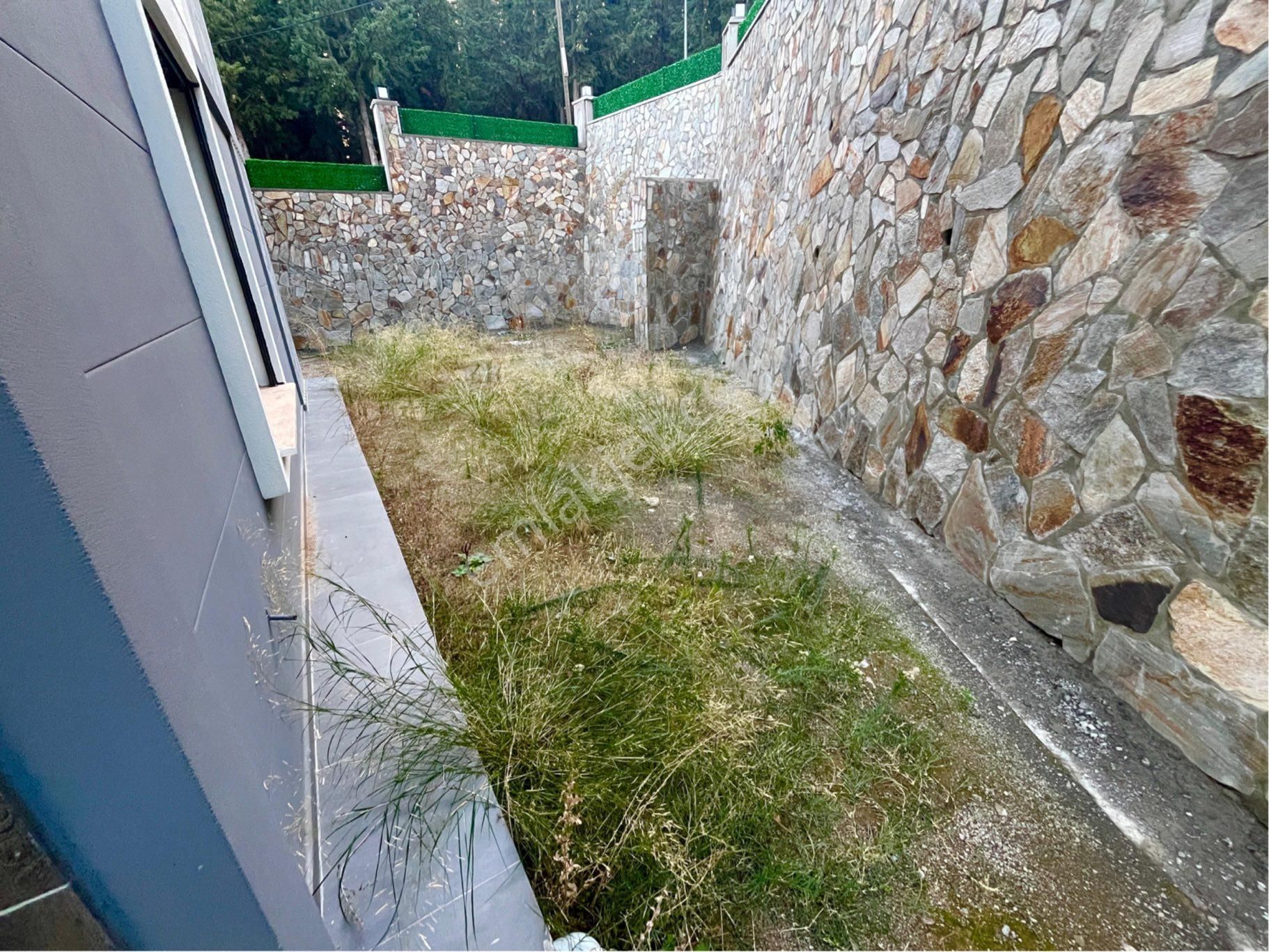 Cadde'den Körfezin İncisi Altınoluk^ta Deniz Manzaralı Villa - Görsel 8