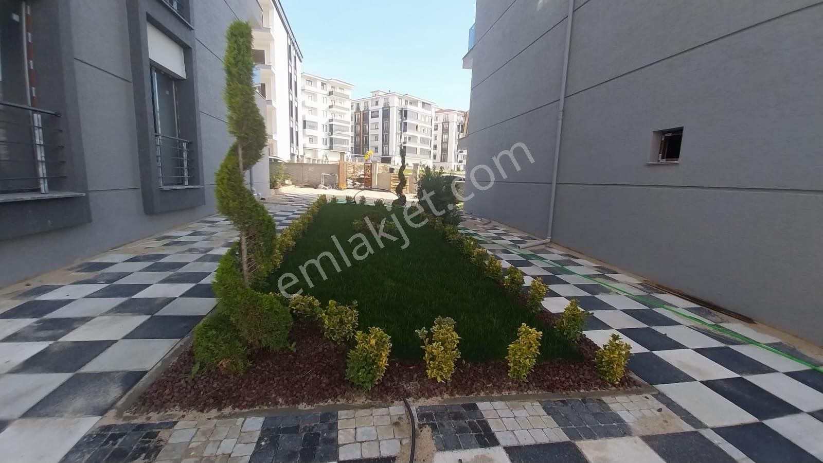 Ekşioğlu 'ndan Tekirdağ Süleymanpaşa Atatürk Mah Geniş Satılık 1+1 Daire - Görsel 29