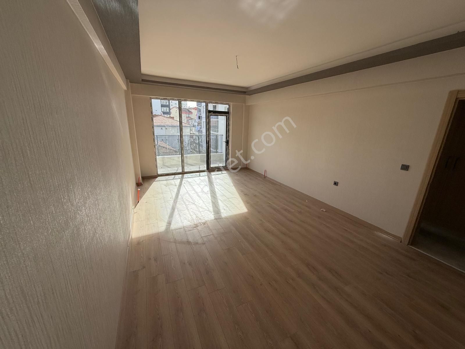 Güventepe'de Sıfır Merkezi Konumda 3+1 Satılık Daireler - Görsel 9