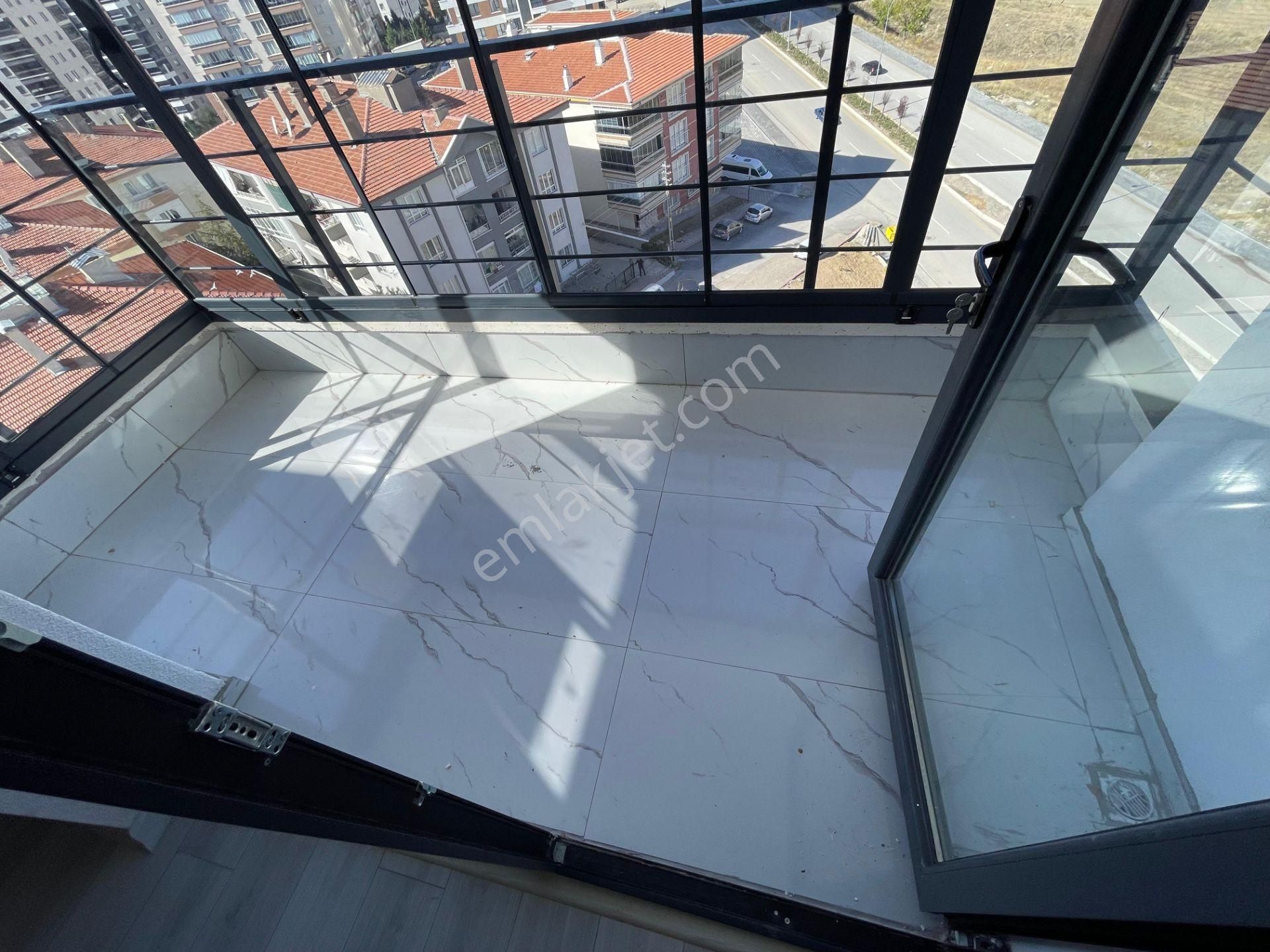 Ugem Gayrimenkul Sıfır Site 4+1 Daire - Görsel 14