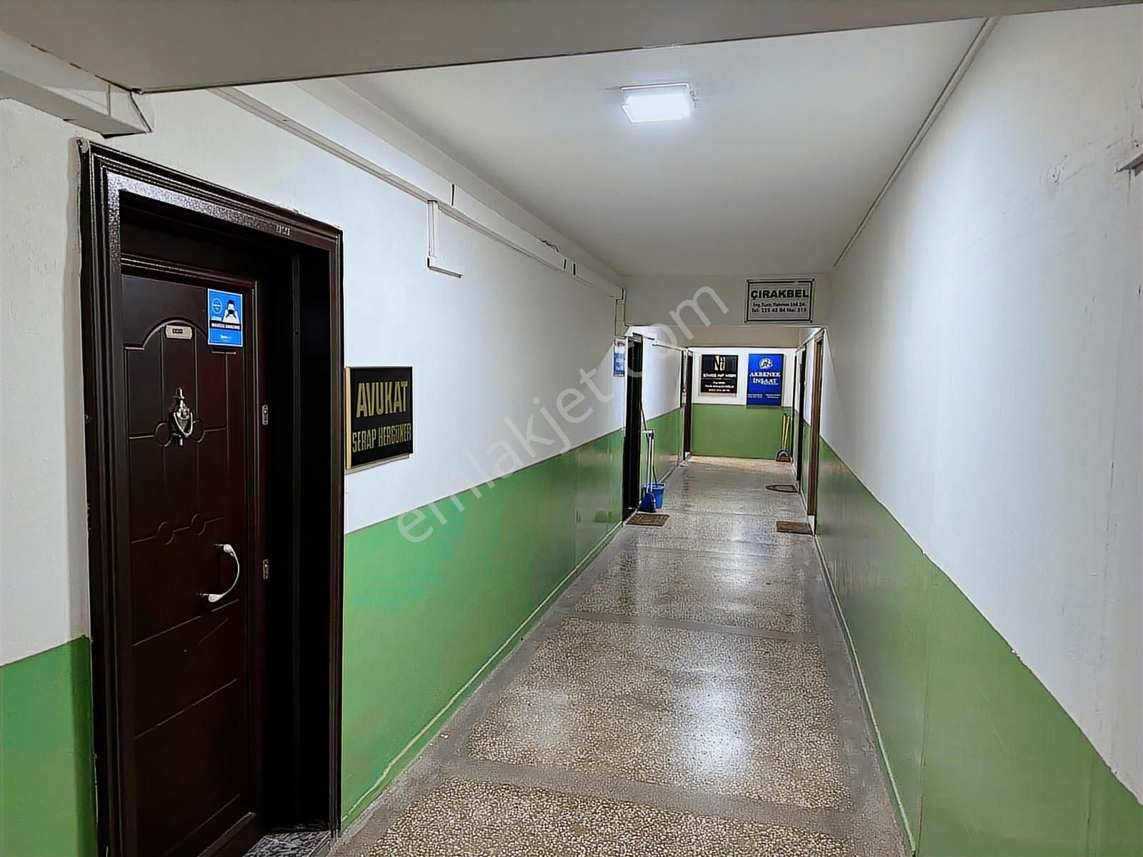 Şenyurt Sitesinde 25 M2 Satılık Ofis - Görsel 11