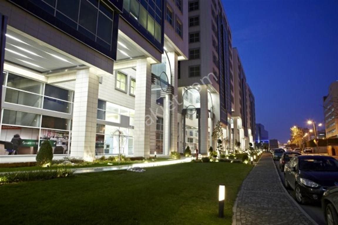 İstanbul Vizyonpark Ofis Plazalarında 30 M2 Kiralık Ofis Kdv Avantajlı