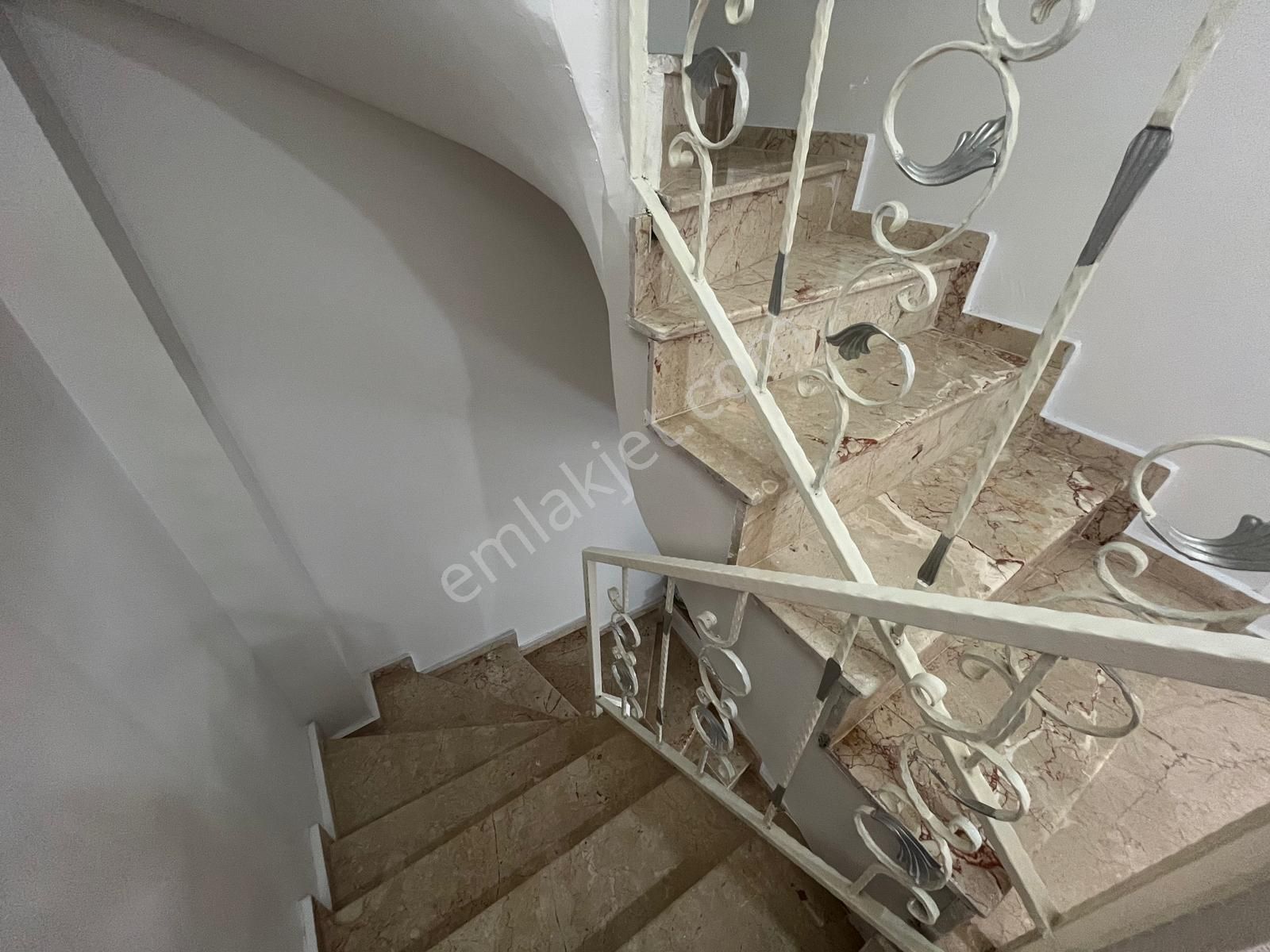 Sadece Ankara Emlak Tan Akçay Da Denize Sıfır, Eşyalı Tripleks - Görsel 18