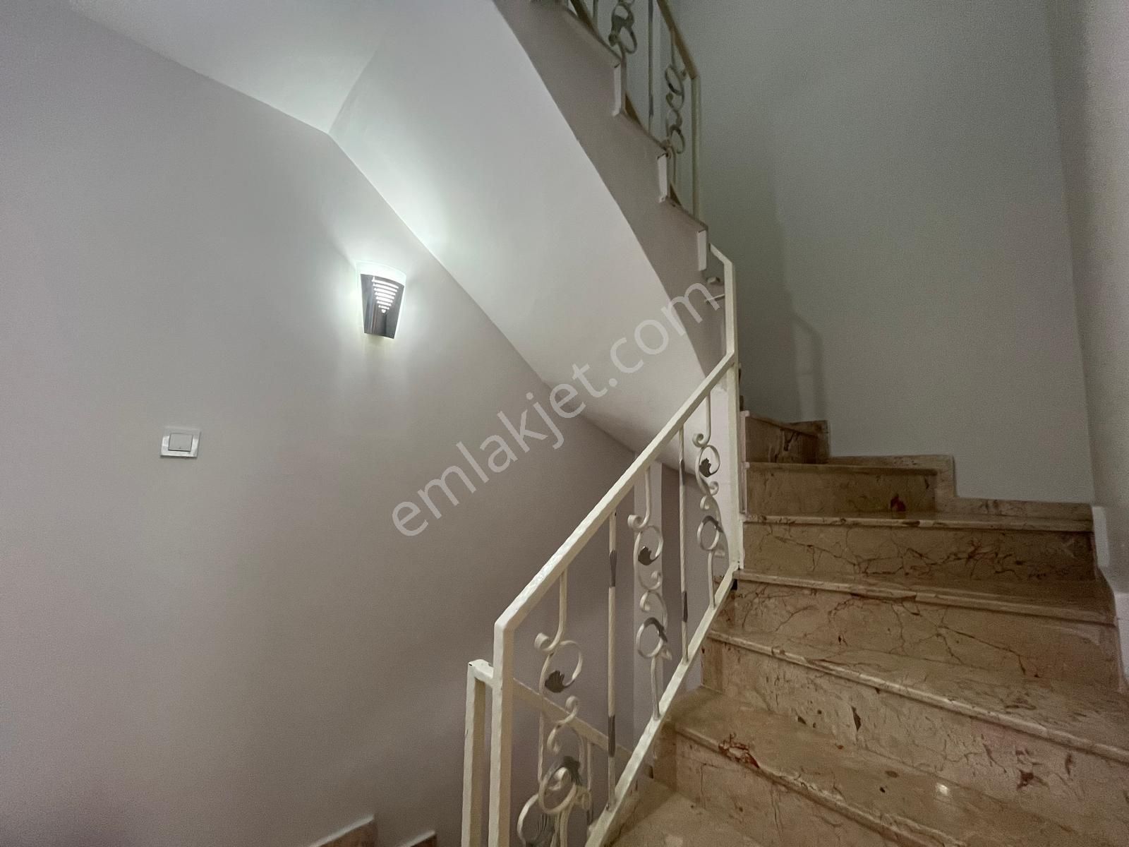 Sadece Ankara Emlak Tan Akçay Da Denize Sıfır, Eşyalı Tripleks - Görsel 11