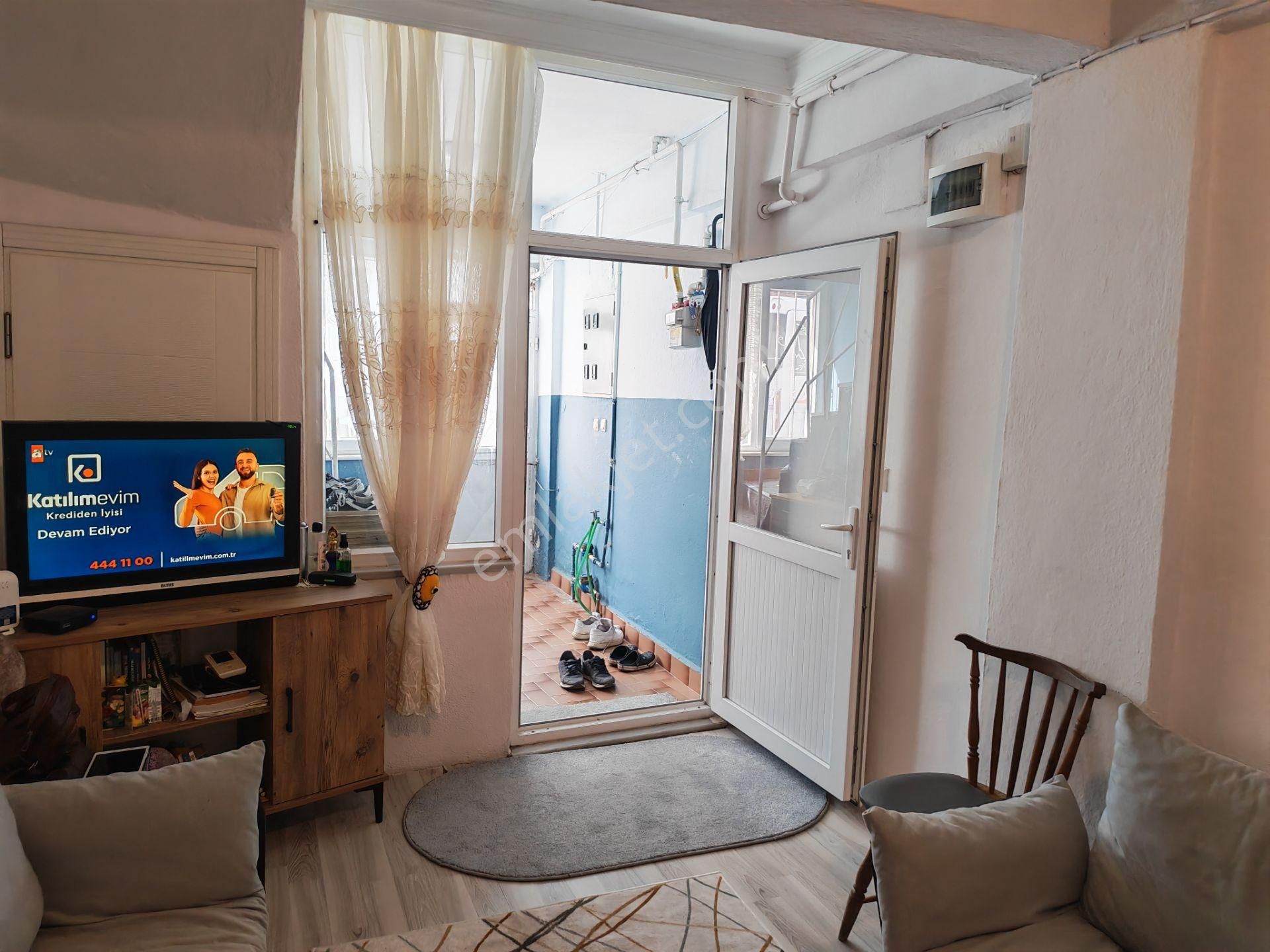 Plevne Mahallesinde Satılık 2 Katlı Bina 3. Kat Hazır Durumda - Görsel 31