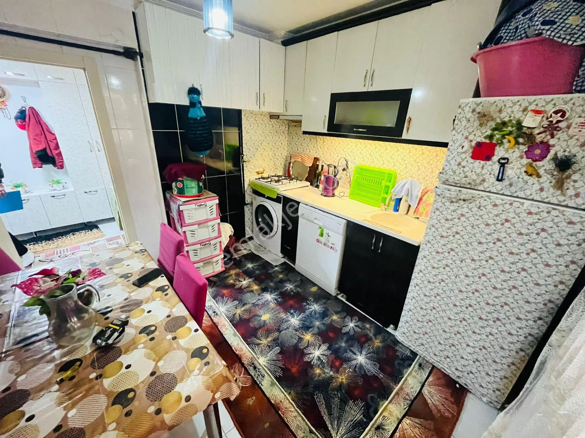 Mutlu'da Millet Bahçesi Yakını Asansörlü 3+1 Satılık Daire !!!