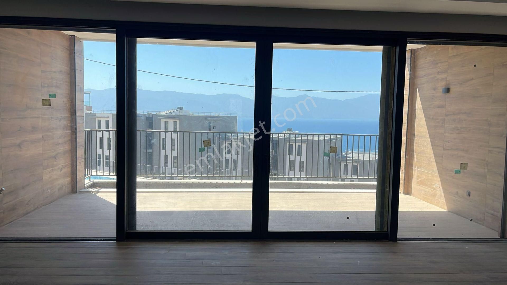 Kuşadası-deniz Manzaralı-satılık-arakat-daire 3+1 - Görsel 6