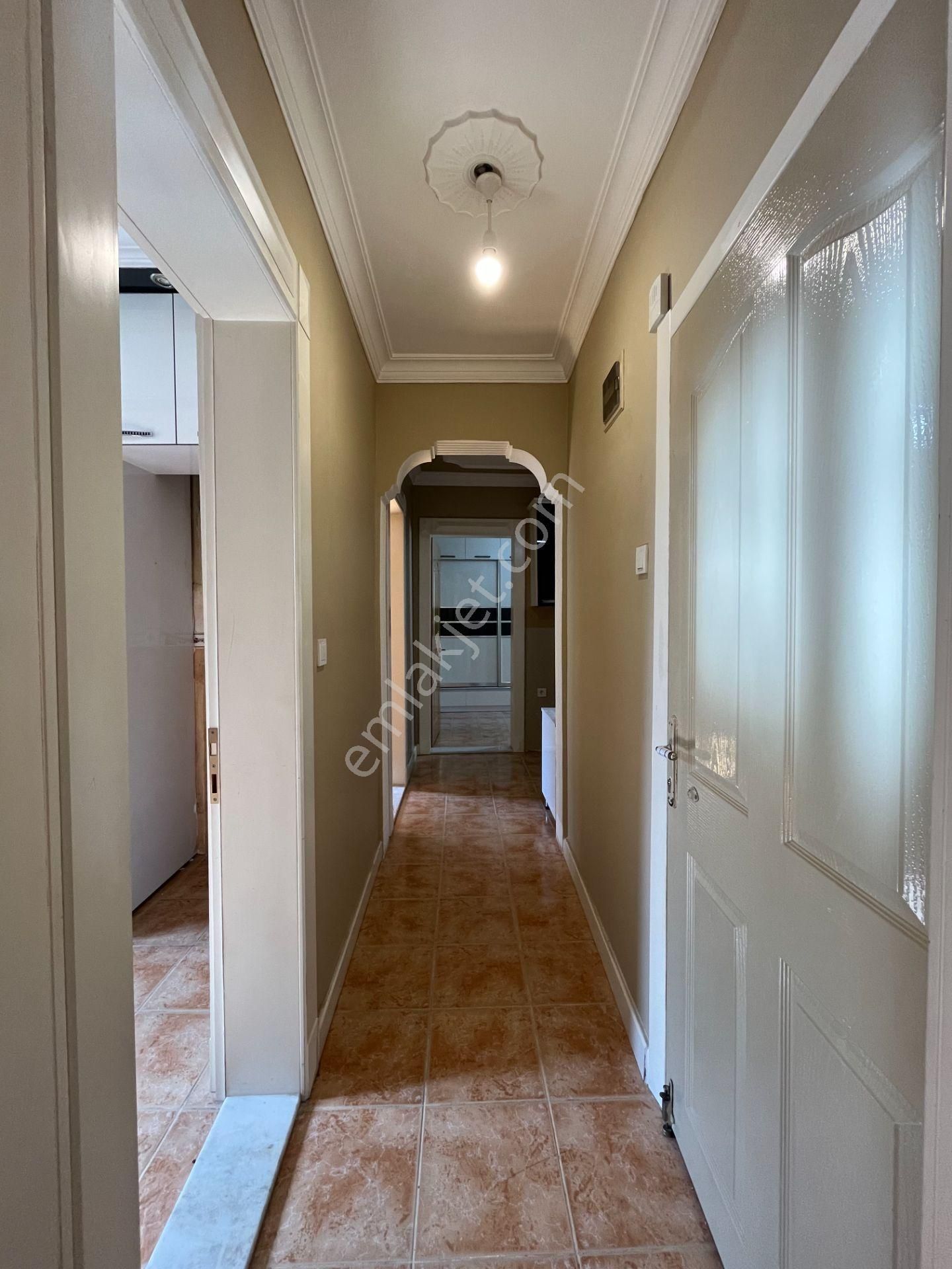 Gümüşpala'da Toplu Taşıma Yakını Ara Kat 2+1 Kiralık Daire - Görsel 12