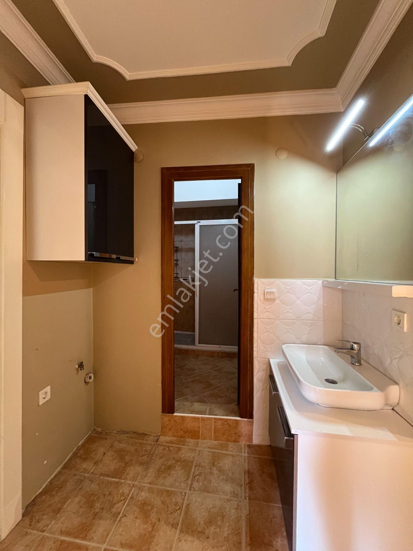 Gümüşpala'da Toplu Taşıma Yakını Ara Kat 2+1 Kiralık Daire - Görsel 15