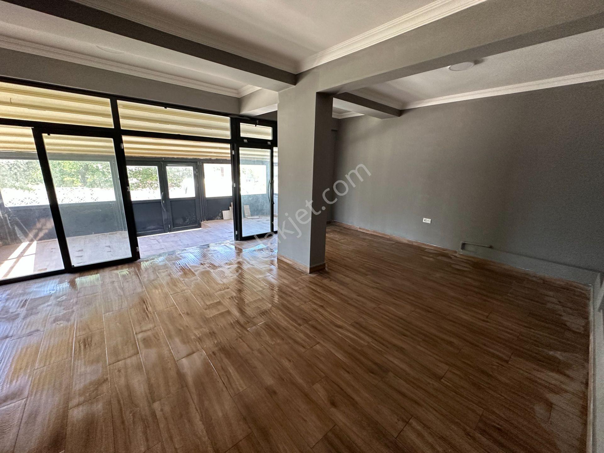 Paşakonak Mah.de Royal Hastane Arkası Kiralık İş Yeri Dükkan - Görsel 18