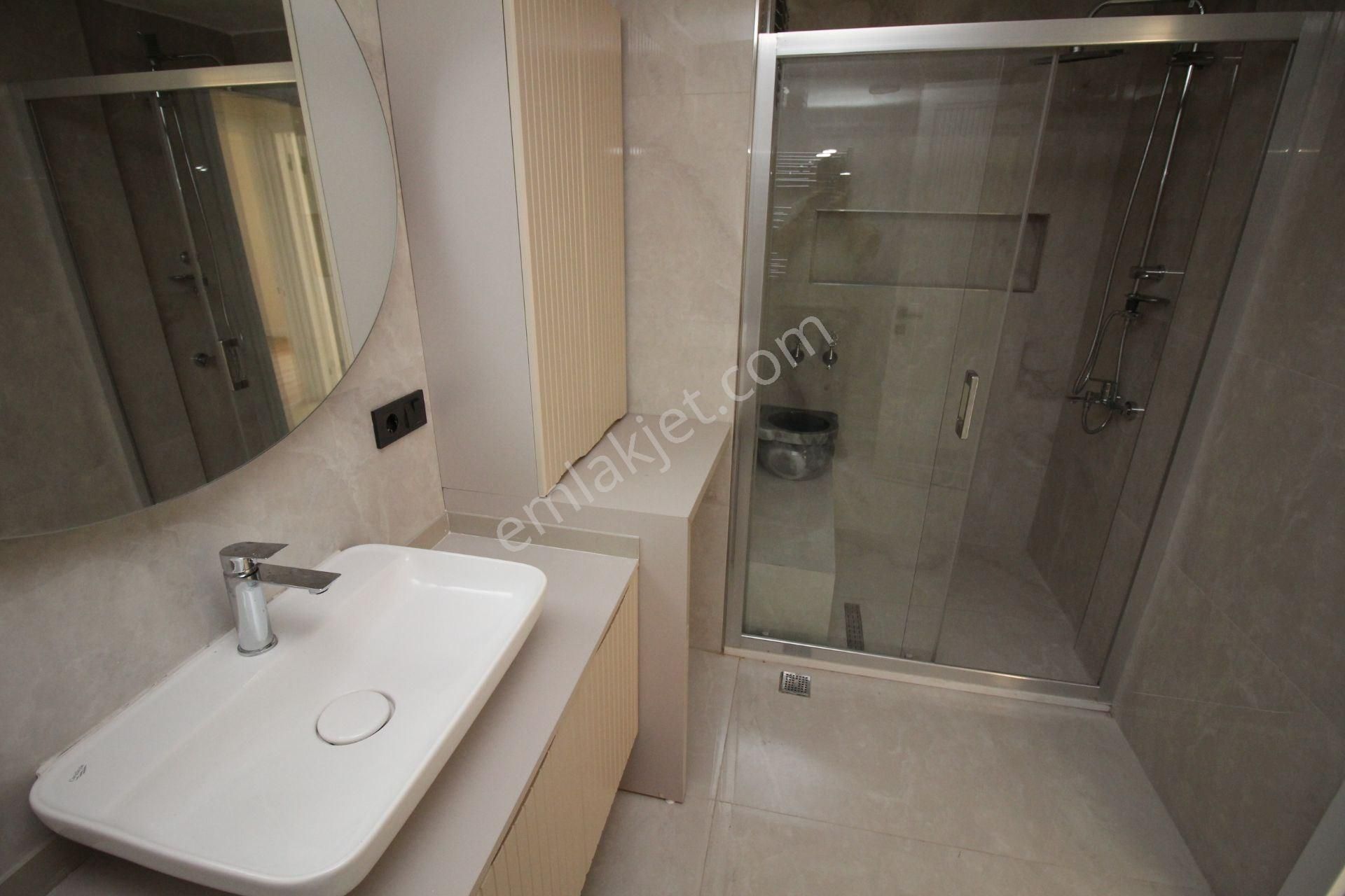 Hıfzıssıhhada İnönü Cadde Paraleli 3+1 Lüks Arakat Daire - Görsel 16