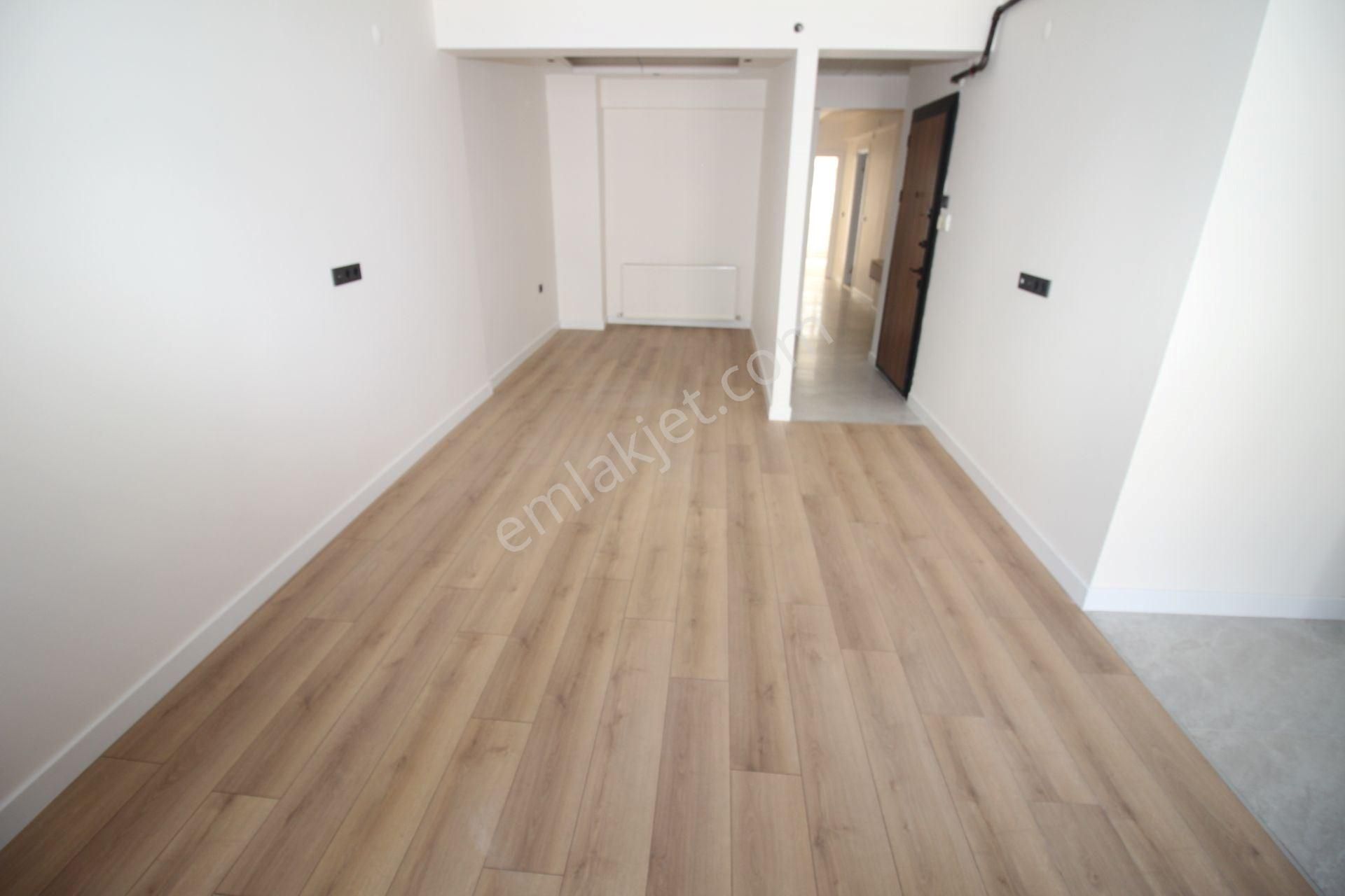 Hıfzıssıhhada İnönü Cadde Paraleli 3+1 Lüks Arakat Daire - Görsel 2