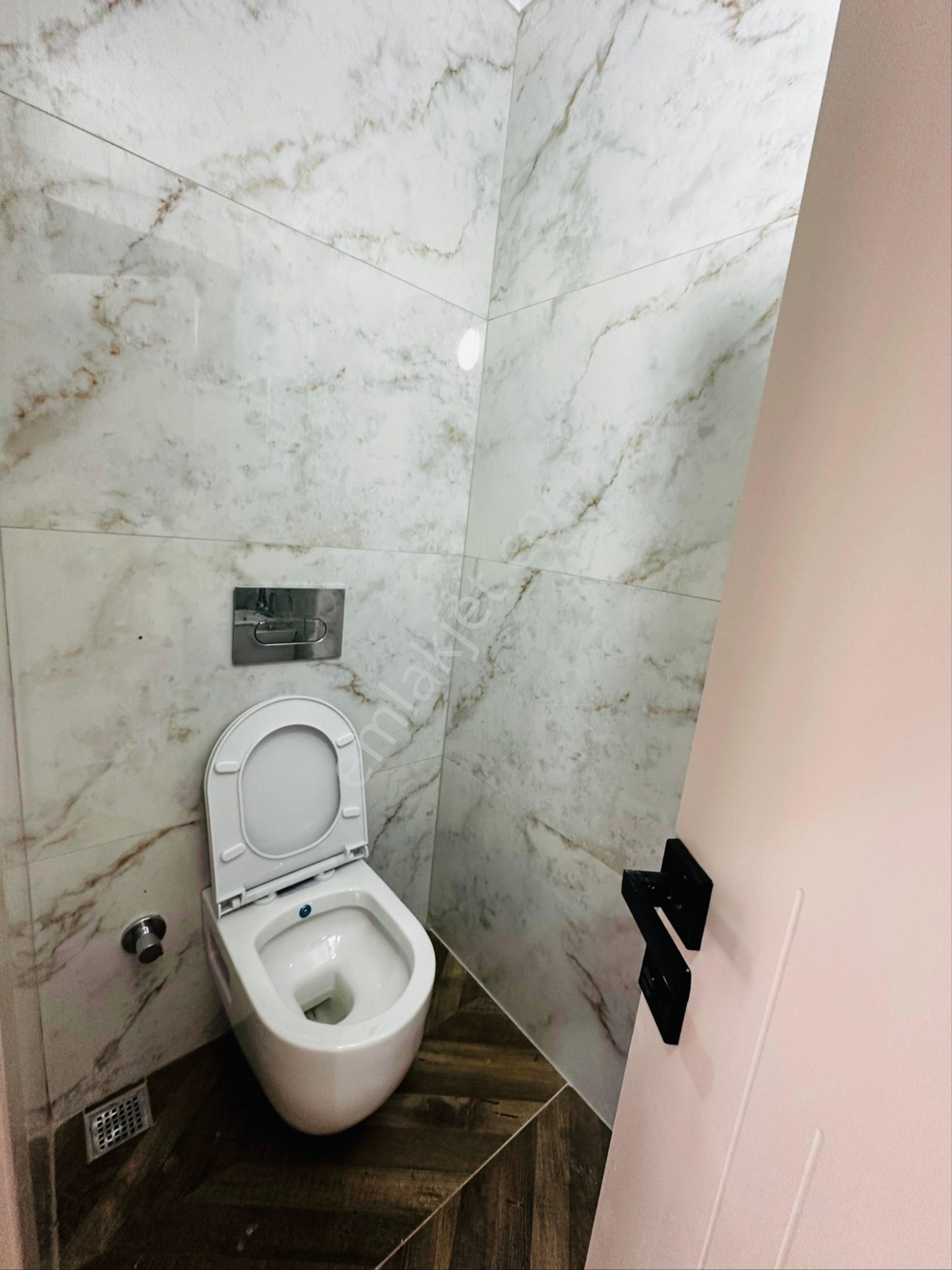 Koyuncu Gyrm'den Yeniçiftlikde Merkezi Konumda Deniz Manzaralı 4+1 Lüx Villa - Görsel 21