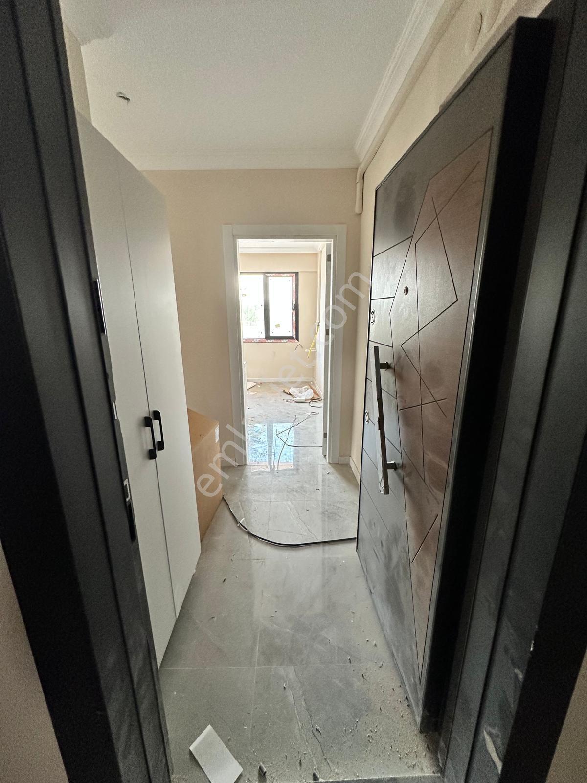 🏡 Akgedik Mahallesi 🏡 ✅2+1 130 M2 4 Katlının Zemin Katı ❇️ Kapalı Mutfak - Görsel 2