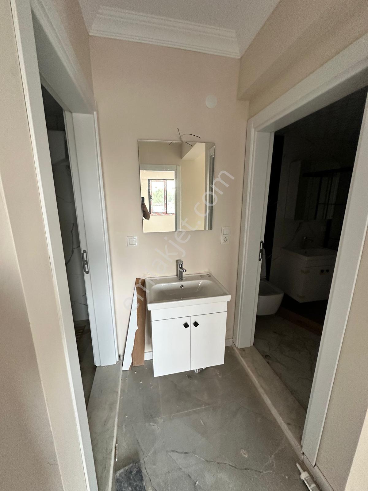 🏡 Akgedik Mahallesi 🏡 ✅2+1 130 M2 4 Katlının Zemin Katı ❇️ Kapalı Mutfak - Görsel 5