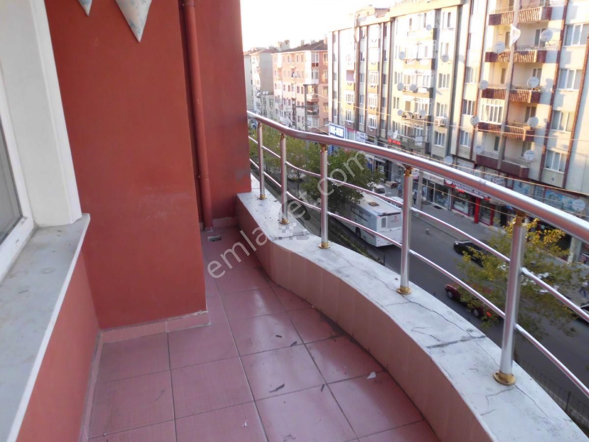 Çorlu Atatürk Bulvarına Cepheli Kiralık Daire P.no: 1817m - Görsel 17