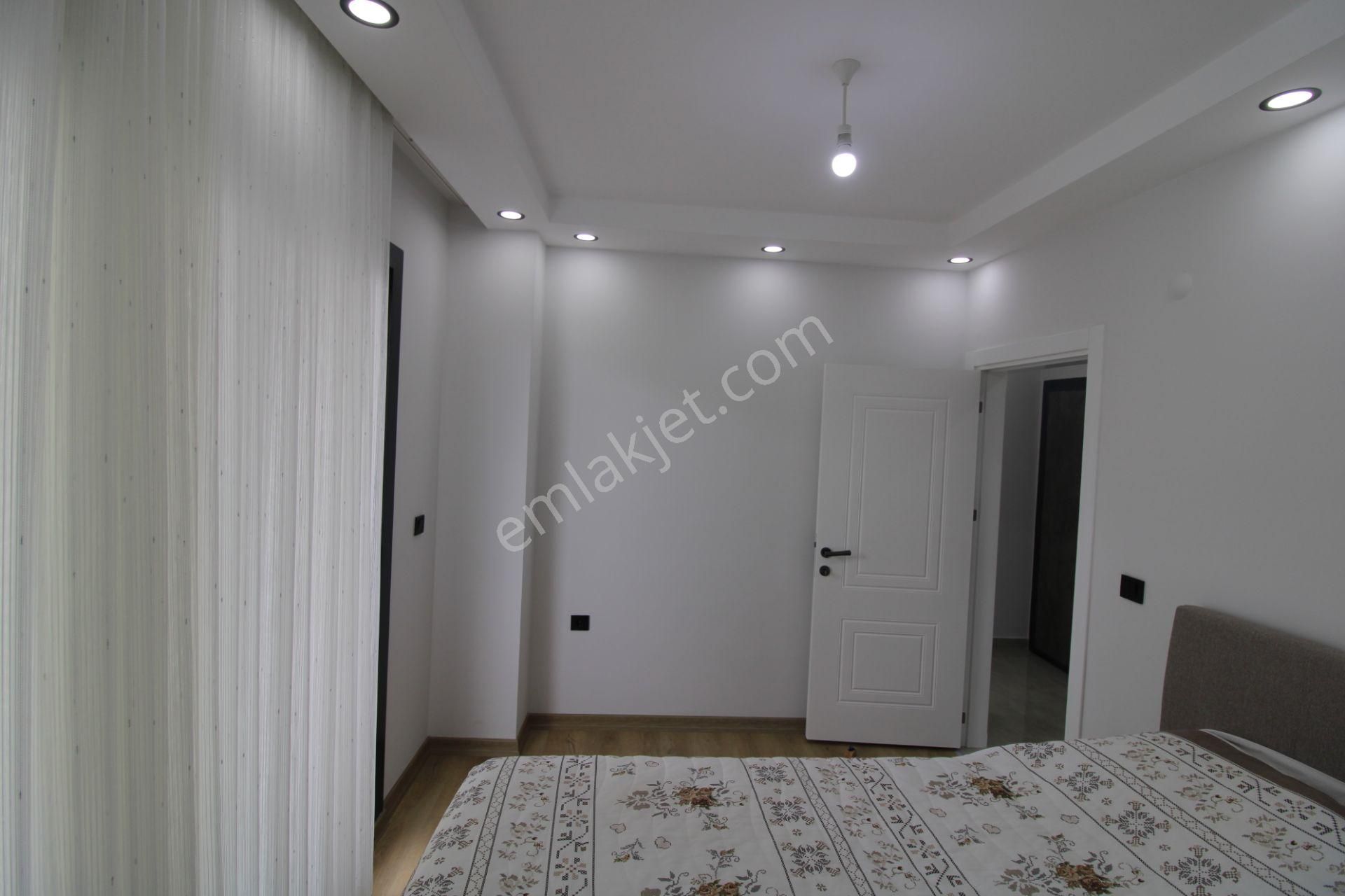 Aydın Didim Efeler Mahallesi Sıfır Asansörlü Bina 1 Ci Kat 2+1 Açık Mutfak Eşyalı Eşyalar Sıfır - Görsel 12