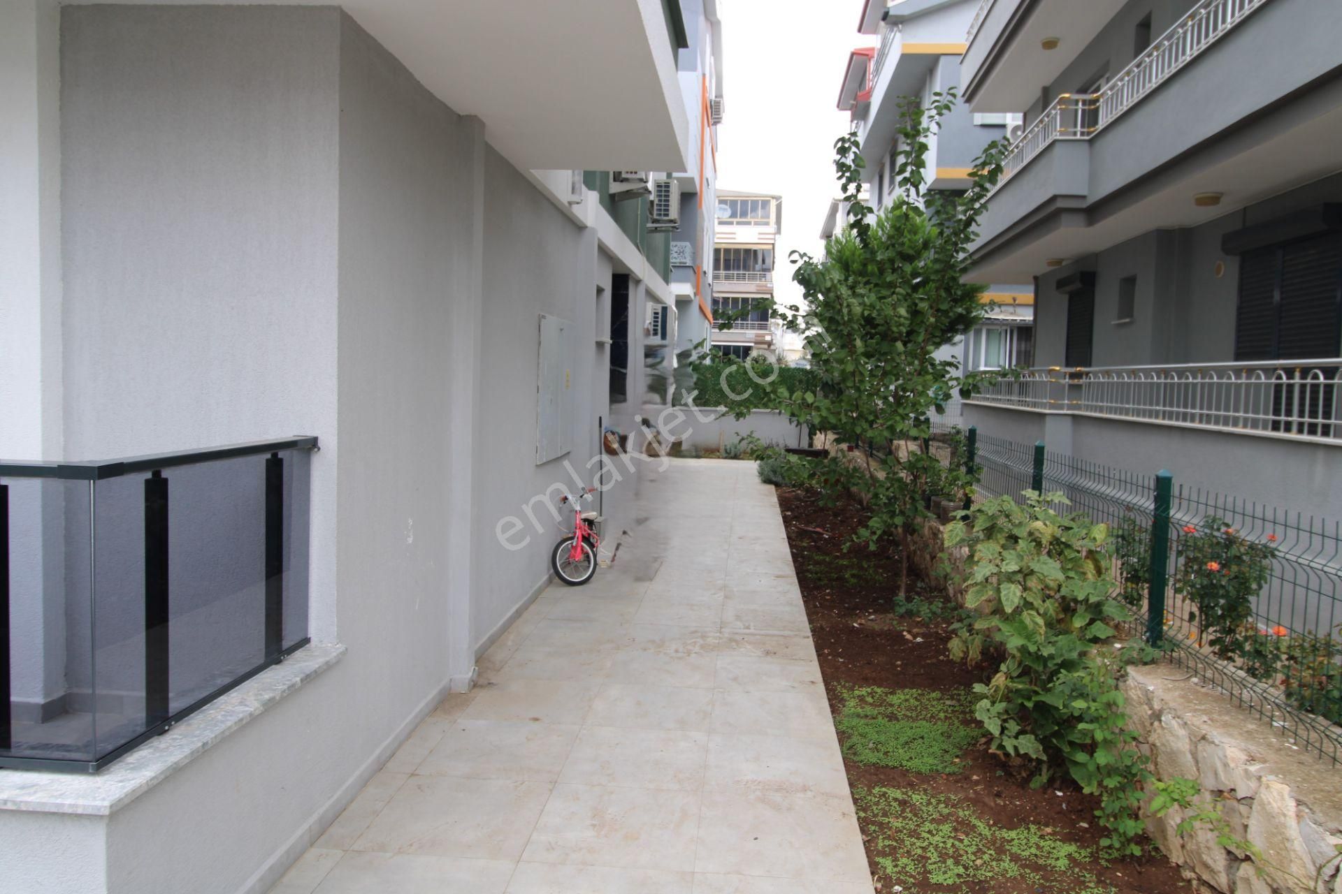Aydın Didim Efeler Mahallesi Sıfır Asansörlü Bina 1 Ci Kat 2+1 Açık Mutfak Eşyalı Eşyalar Sıfır - Görsel 3