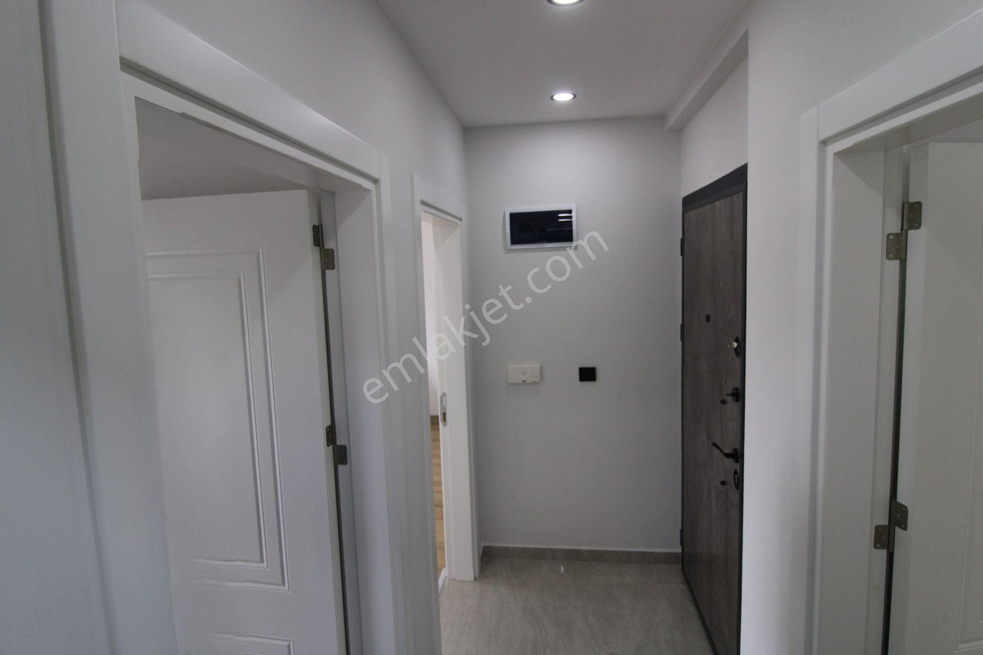 Aydın Didim Efeler Mahallesi Sıfır Asansörlü Bina 1 Ci Kat 2+1 Açık Mutfak Eşyalı Eşyalar Sıfır - Görsel 5