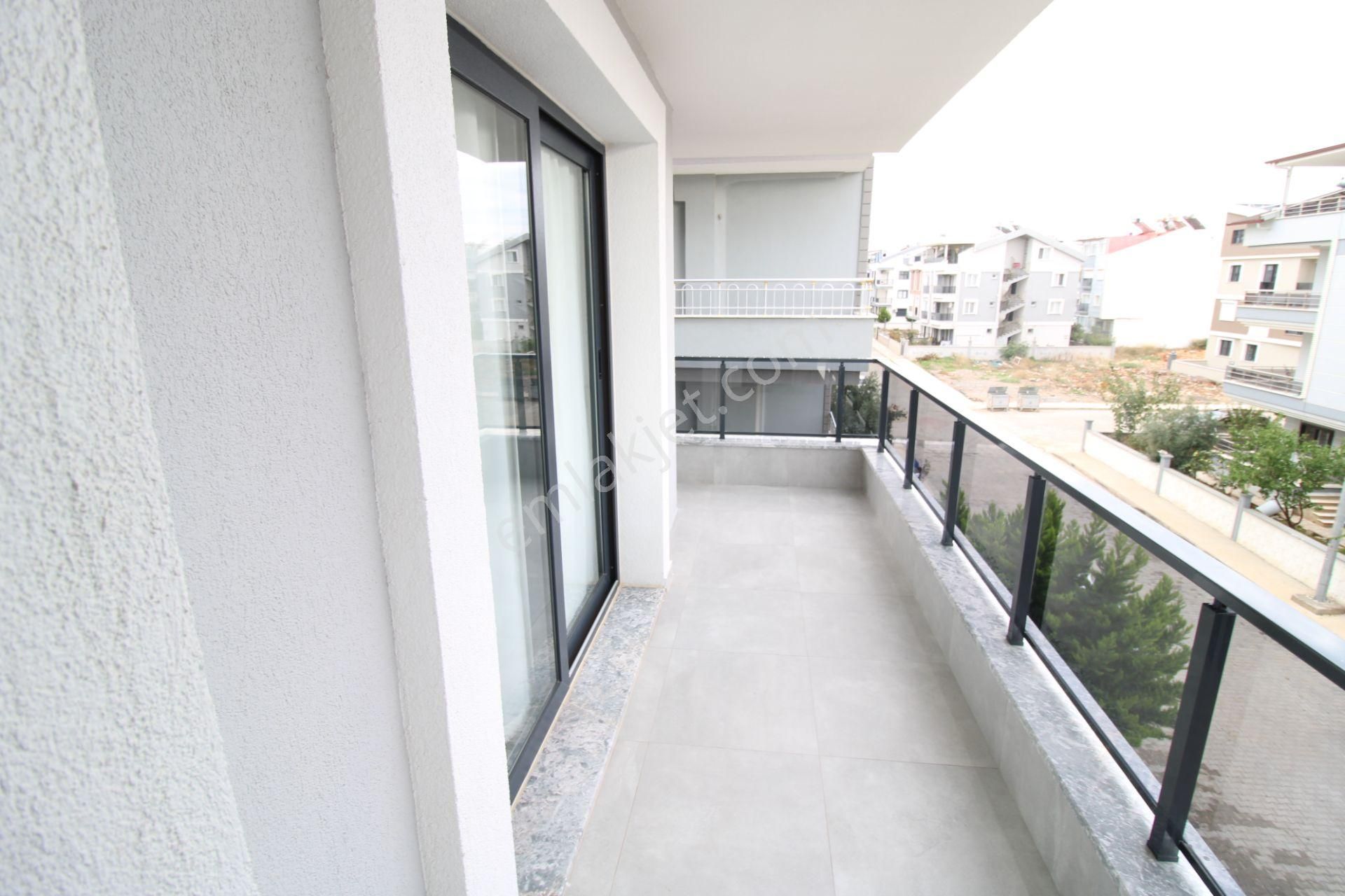 Aydın Didim Efeler Mahallesi Sıfır Asansörlü Bina 1 Ci Kat 2+1 Açık Mutfak Eşyalı Eşyalar Sıfır - Görsel 16