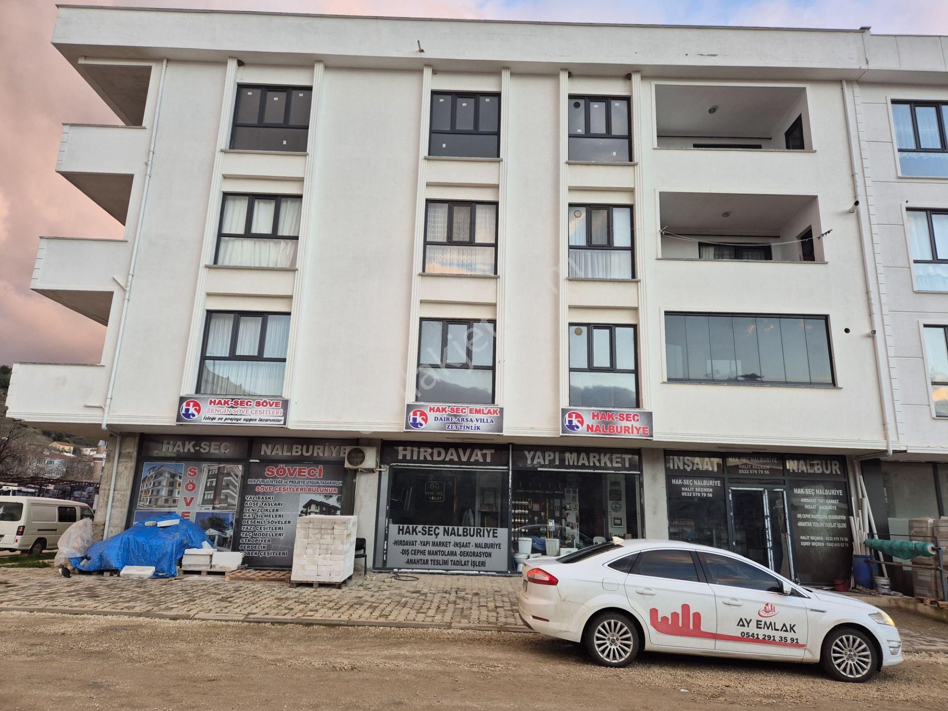 Armutlu Merkez'de Kiralık 4+2 Dubleks - Görsel 6