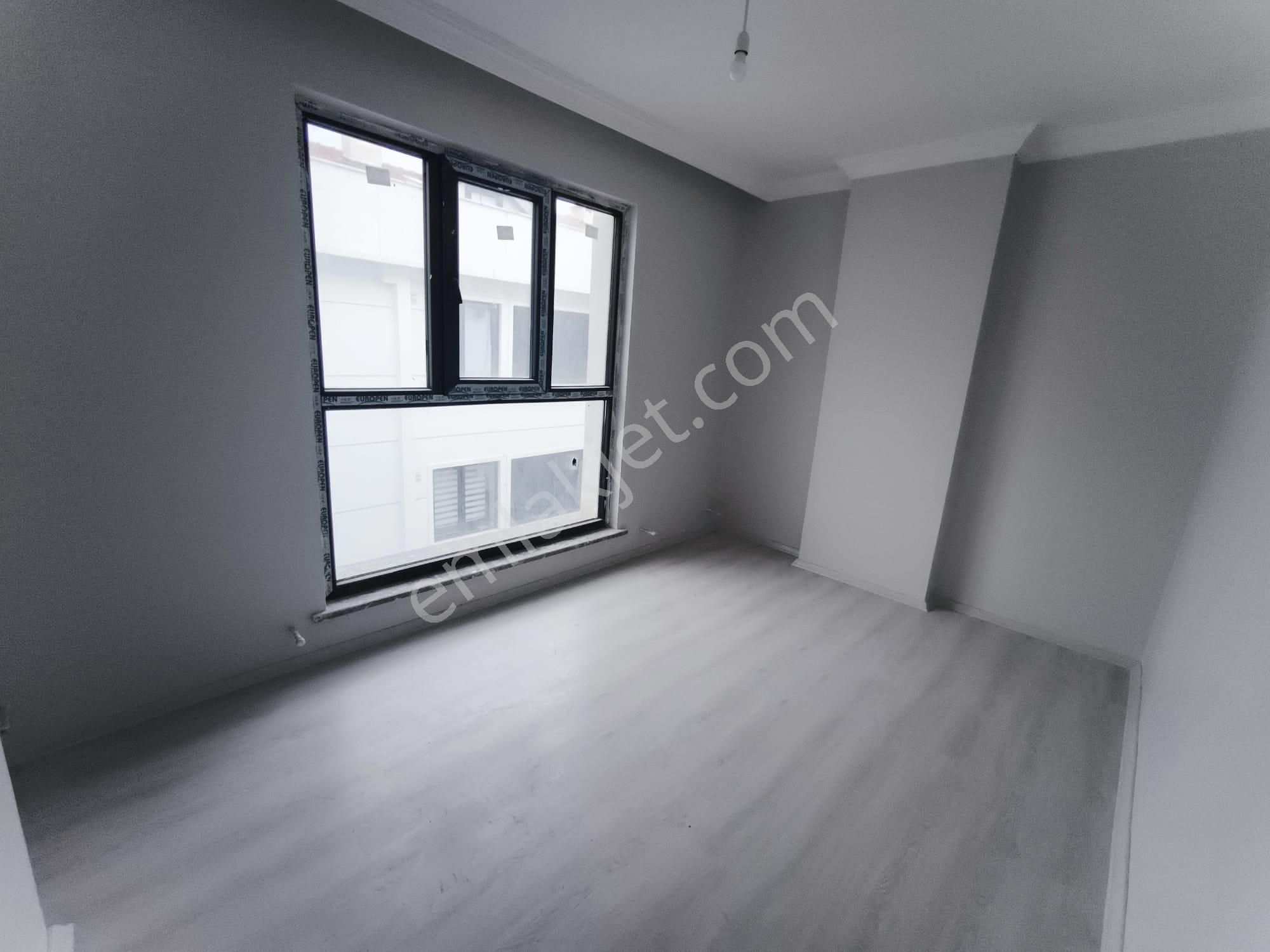 Armutlu Merkez'de Kiralık 4+2 Dubleks - Görsel 9