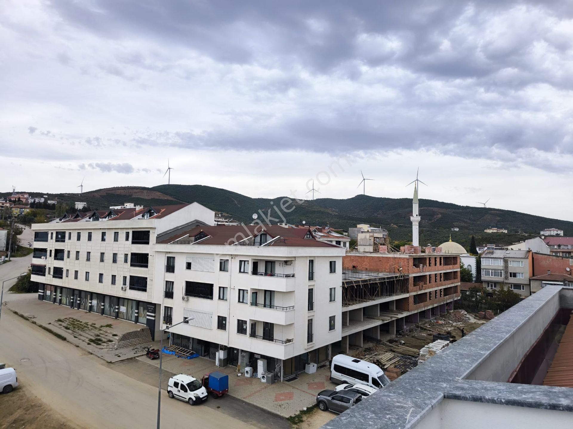 Armutlu Merkez'de Kiralık 4+2 Dubleks - Görsel 25