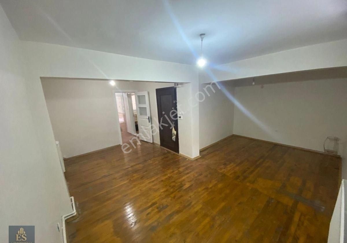 Es Gayrimenkul Silivrikapı Mah 1+1 Kiralık Bahçe Katı
