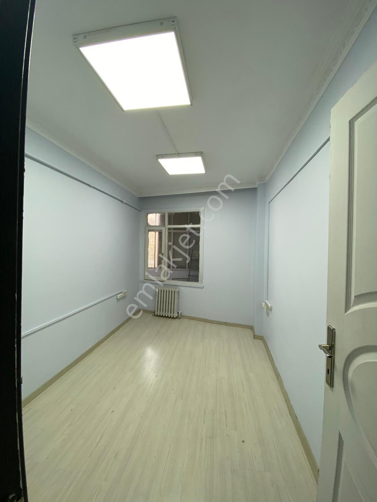 Fatih Molla Gürani Mahallesinde 3+1/90m2/3. Kat/ Satılık / Ofis - Görsel 9