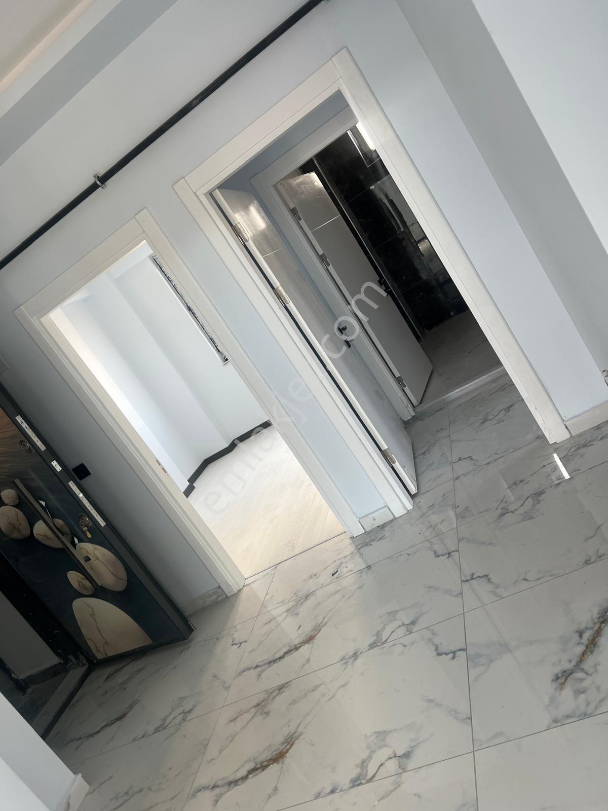 Ceylan Market Üst Tarafları 3+1 2.950.000 Tl Den Ve 4.000.000 Tl Ye Sıfır Satılık Daireler - Görsel 10