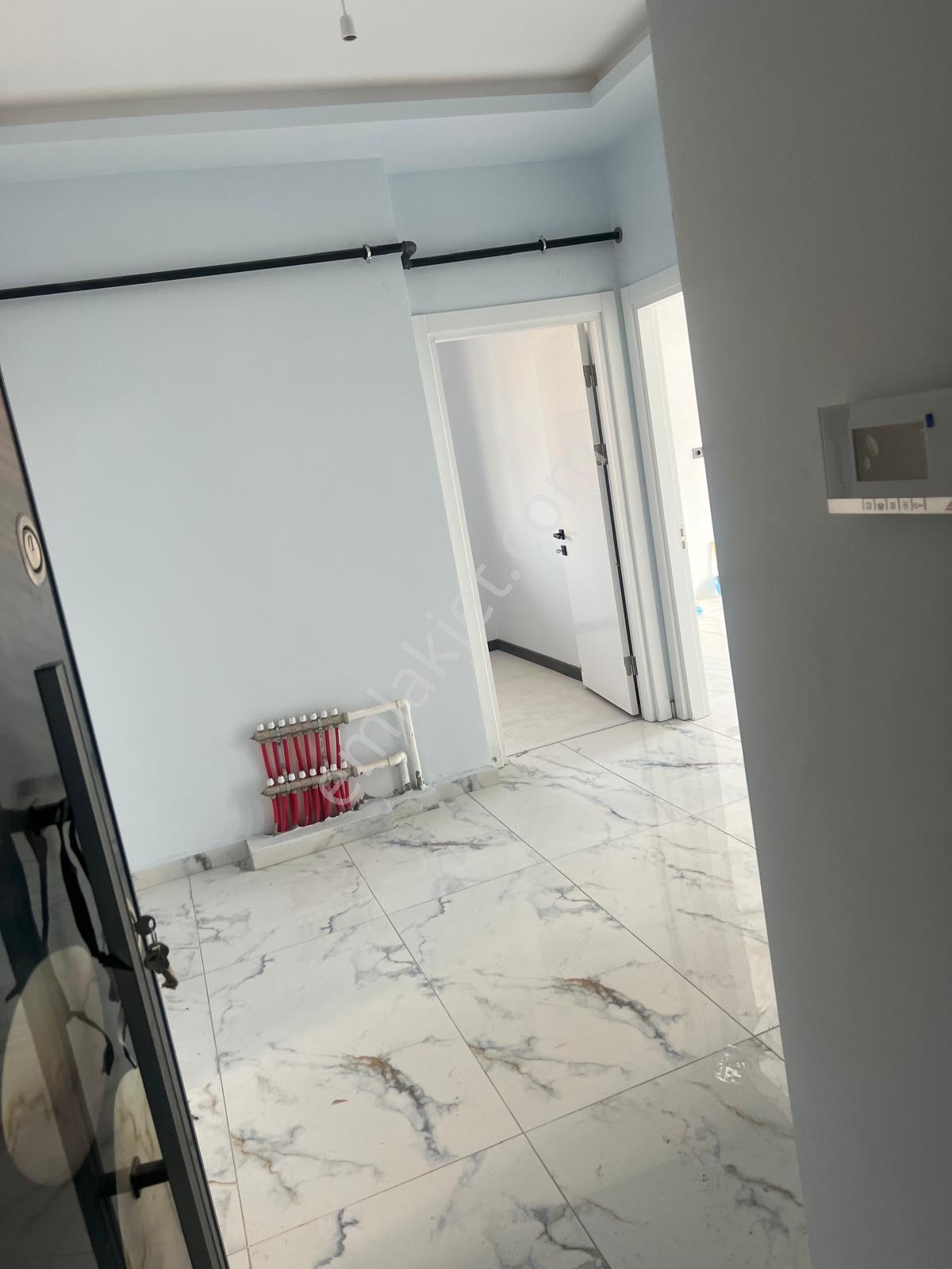 Ceylan Market Üst Tarafları 3+1 2.950.000 Tl Den Ve 4.000.000 Tl Ye Sıfır Satılık Daireler - Görsel 3