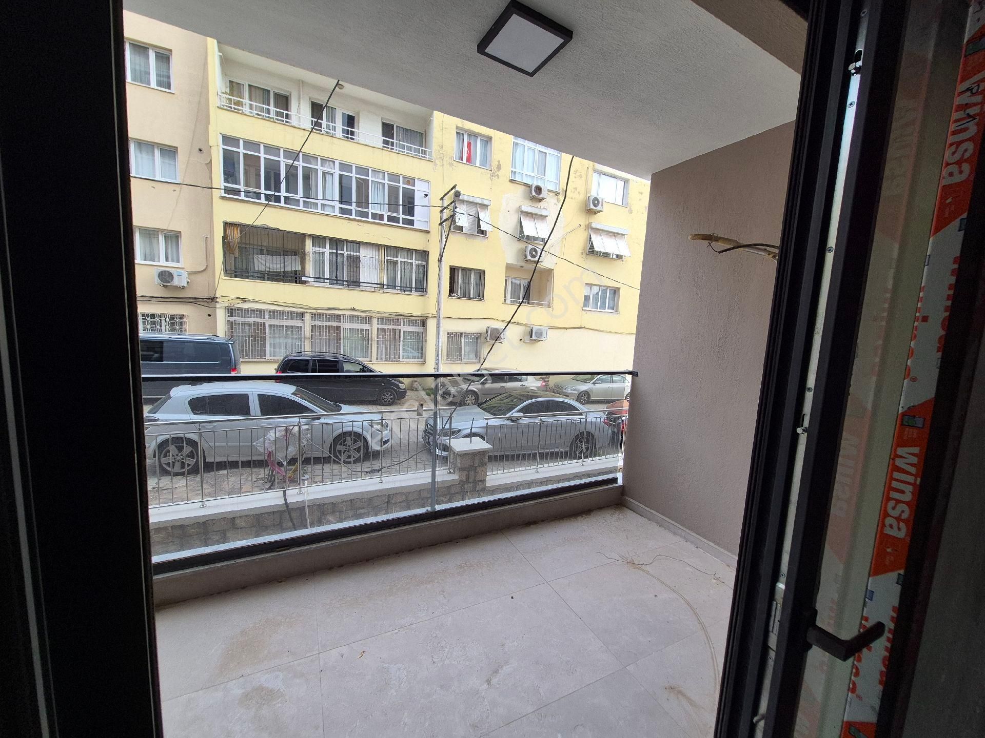 Bornova'nın Kalbinde Erzene Mh. Sıfır 3+1 Satılık Geniş Daire - Görsel 13