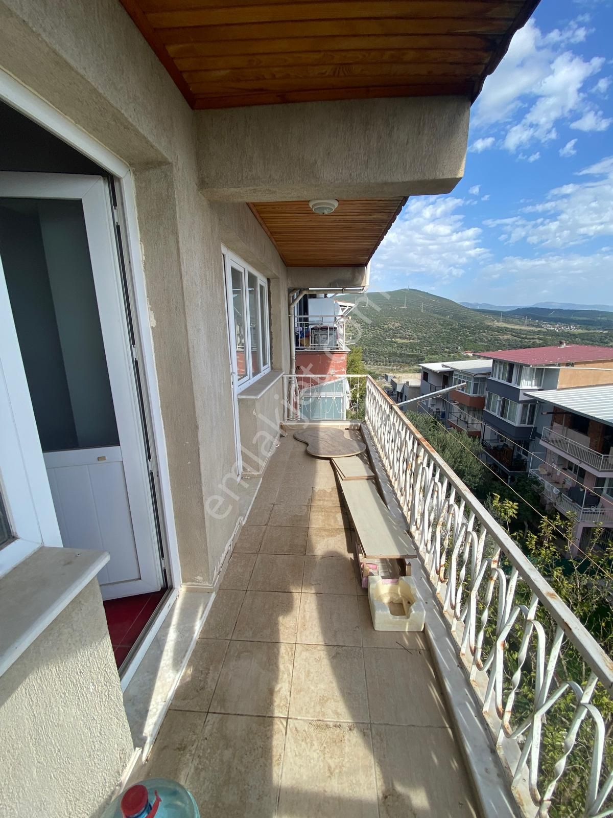 Bornova İnönü Mah. 4katlı 4daireli Komple Satılık Bina - Görsel 29