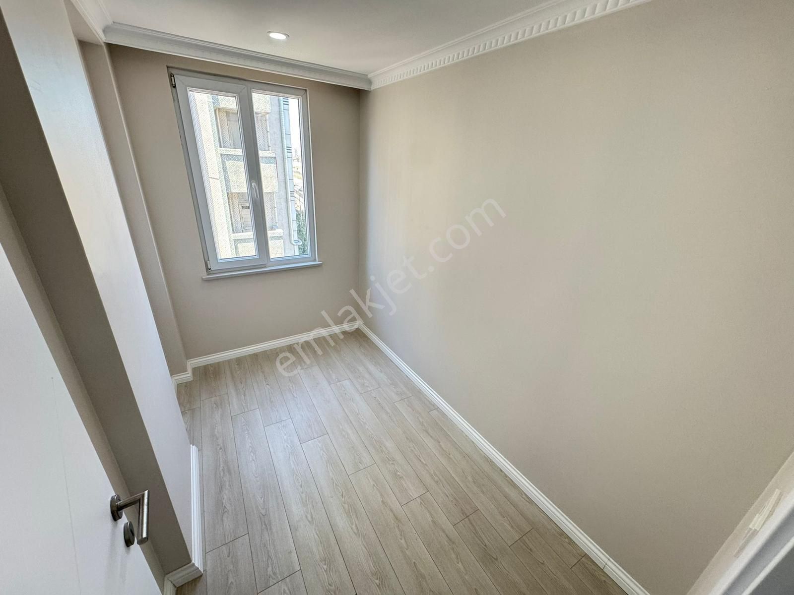 Özgür İnşaat'tan Malkoçoğlu Mh'de Sıfır Cadde Üstü Ara Kat Daire - Görsel 20