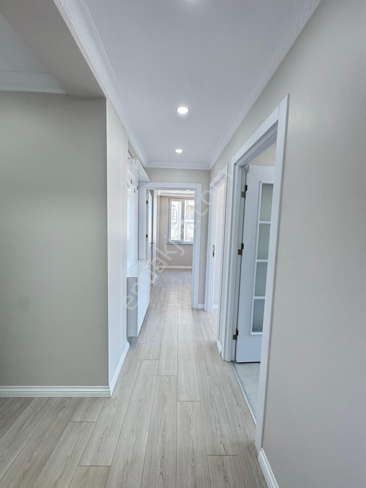 Özgür İnşaat'tan Malkoçoğlu Mh'de Sıfır Cadde Üstü Ara Kat Daire - Görsel 27