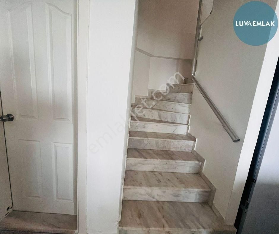 Didim Akbük'te Her Kattan Deniz Manzaralı 3+1 Eşyalı Yazlık - Görsel 10