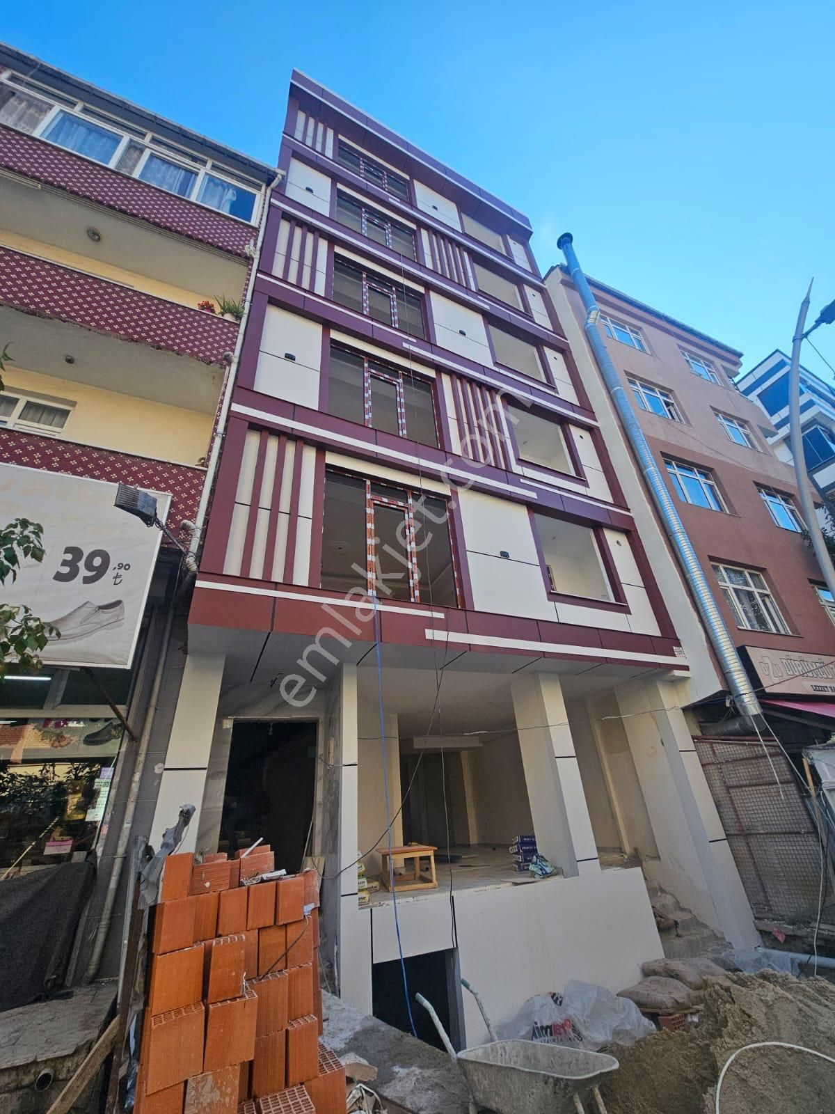 Özgür İnşaat'tan Cadde Üzerinde Gazi Mah 3+1 125m2 Sıfır Daire - Görsel 12