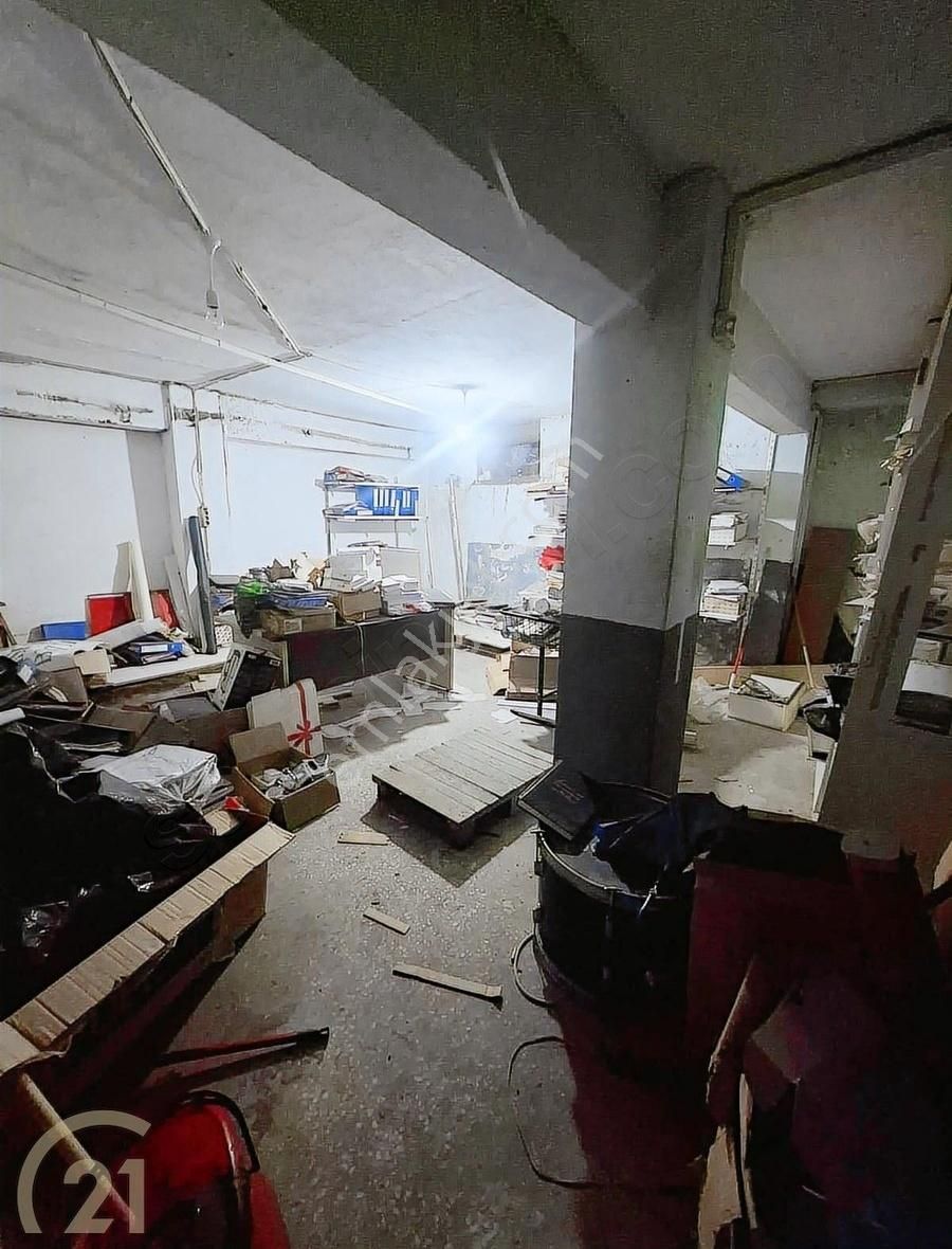 Century 21. Loca Gayrimenkul'den Çarşı Merkezde Depo - Görsel 2