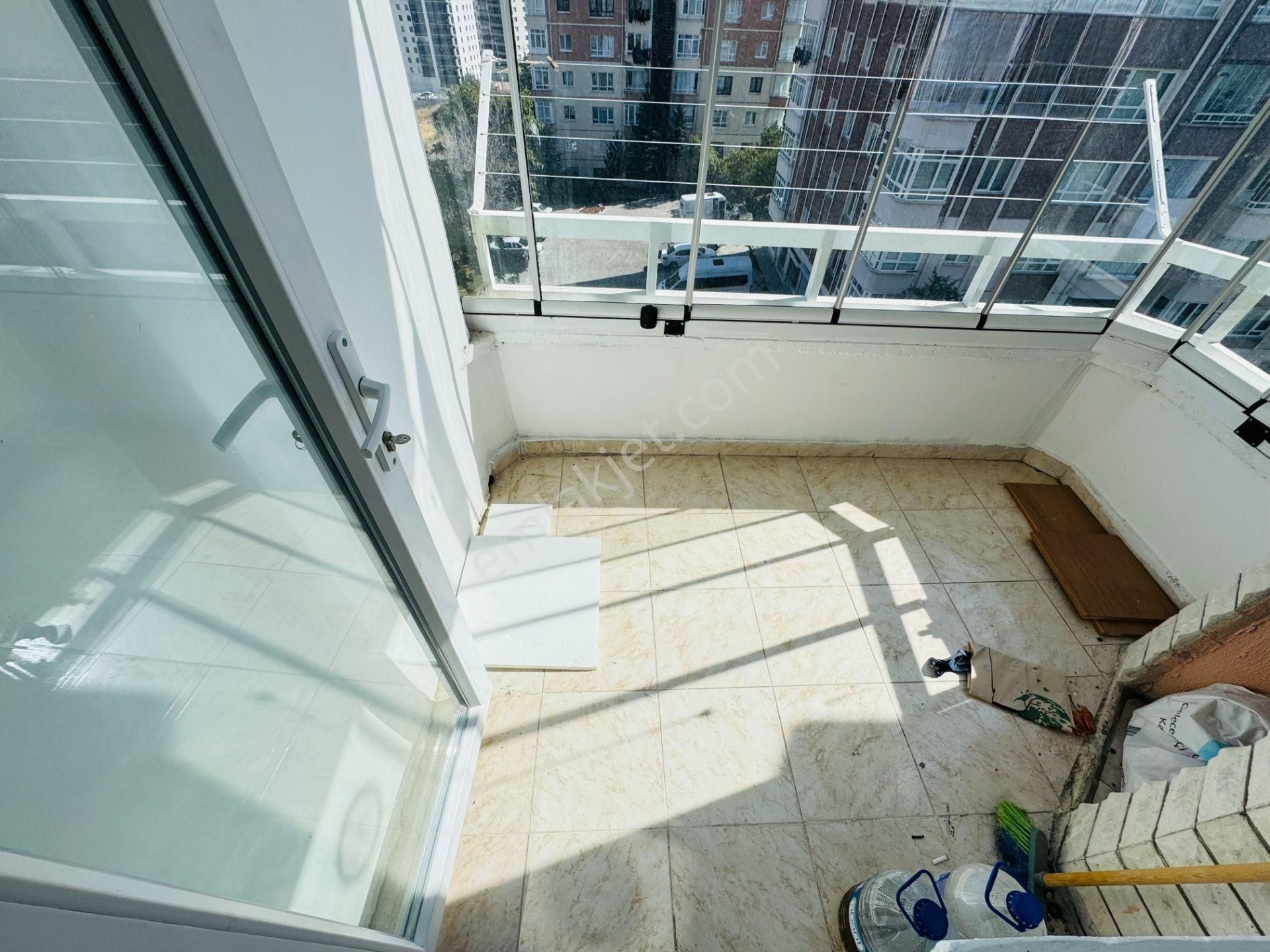 Nam-ak Emlak'tan Hastahane Yakını Asansörlü 3+1 Daire - Görsel 6