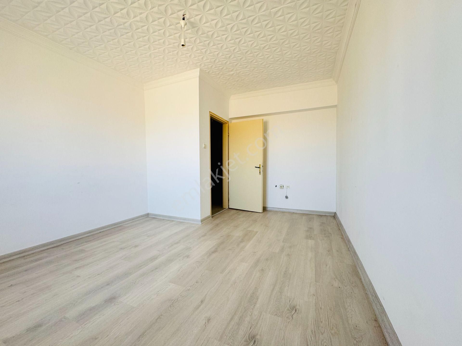 Nam-ak Emlak'tan Hastahane Yakını Asansörlü 3+1 Daire - Görsel 13