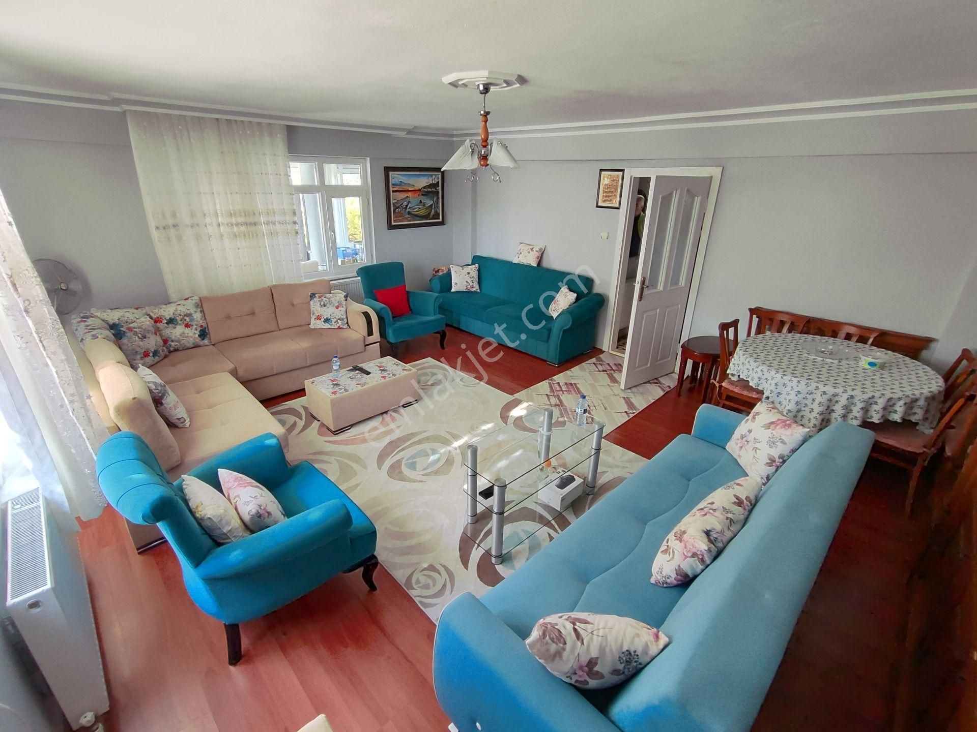 Sirkeli'de İçerisinde 2+1 Tapulu Müstakil Ev Bulunan 743m2 İmarlı Villa Parseli Tuğrul Emlaktan - Görsel 8