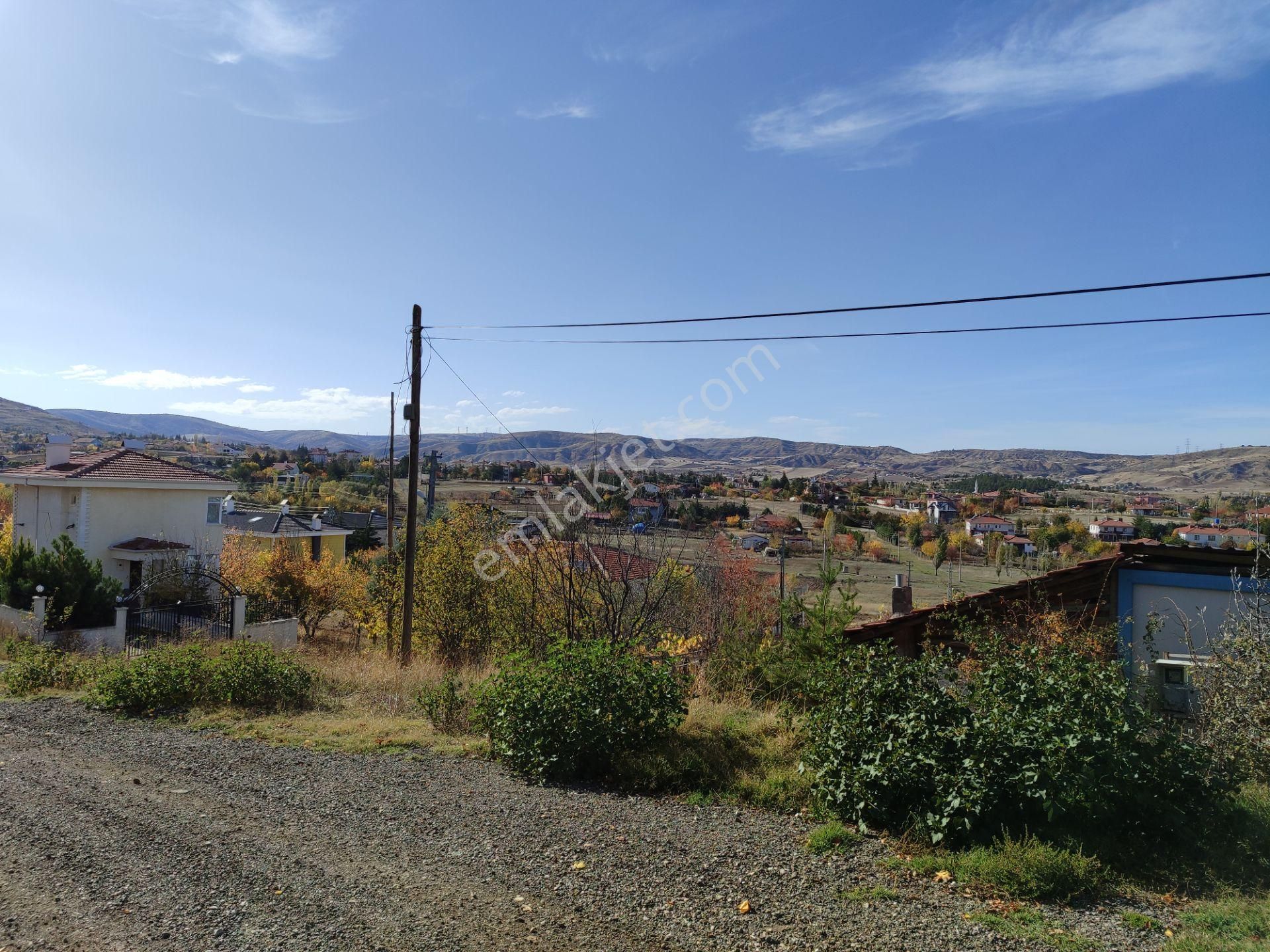 Sirkeli'de İçerisinde 2+1 Tapulu Müstakil Ev Bulunan 743m2 İmarlı Villa Parseli Tuğrul Emlaktan - Görsel 31