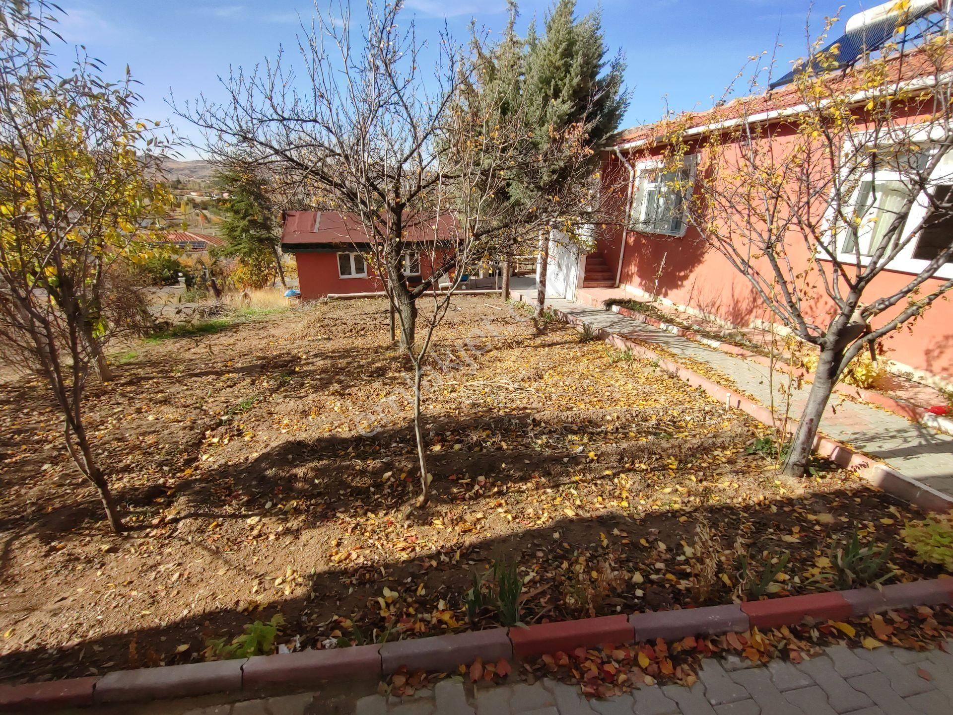 Sirkeli'de İçerisinde 2+1 Tapulu Müstakil Ev Bulunan 743m2 İmarlı Villa Parseli Tuğrul Emlaktan - Görsel 20