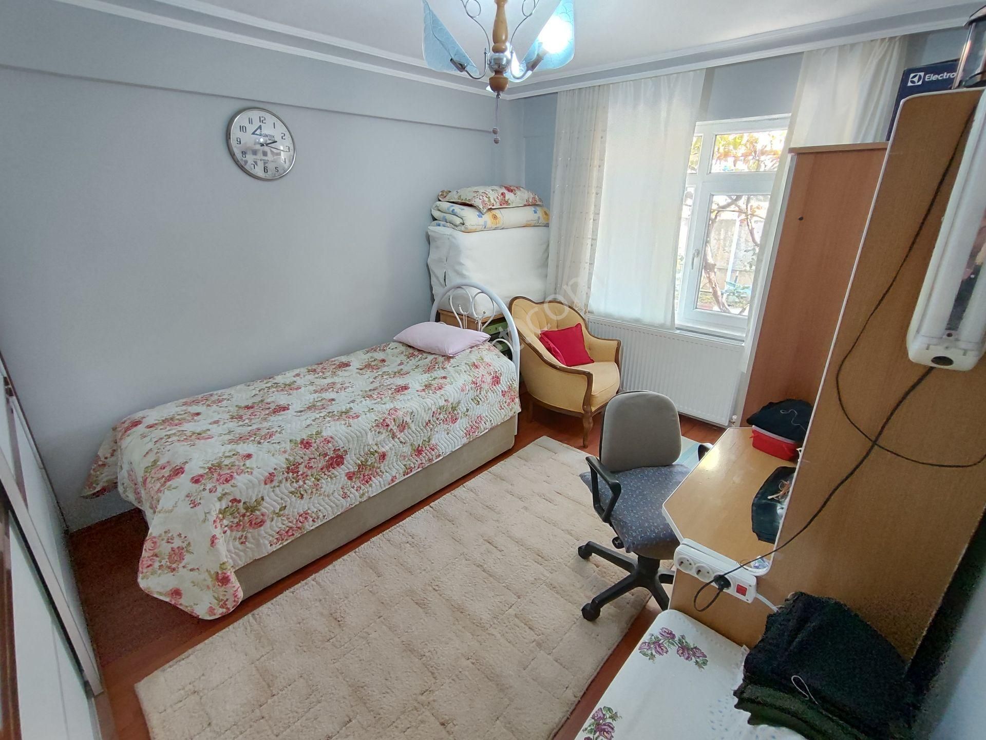 Sirkeli'de İçerisinde 2+1 Tapulu Müstakil Ev Bulunan 743m2 İmarlı Villa Parseli Tuğrul Emlaktan - Görsel 12