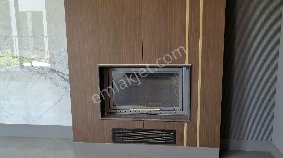 Kuşadası Soğucak'ta Deniz Manzaralı Trıbleks Akıllı Villa - Görsel 26